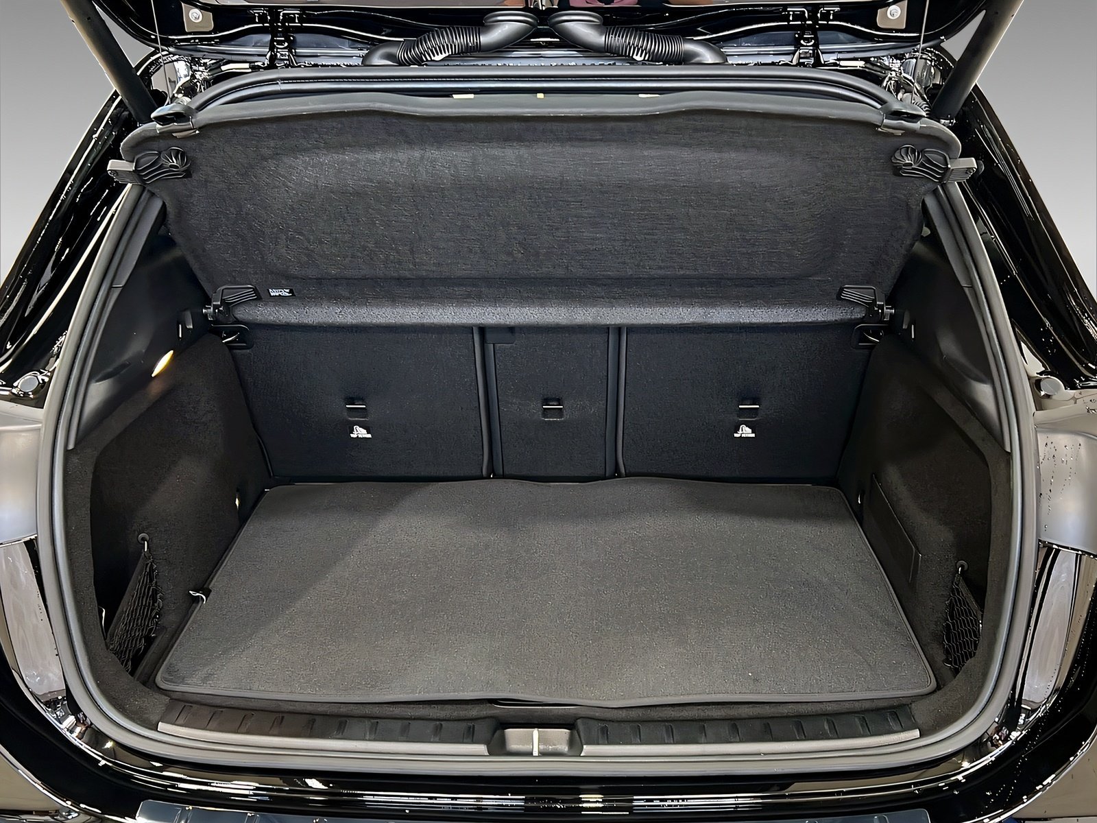 GLA 200 d AMG+LED+Ambiente+CarPlay+TotW+AHK+360° Bild 6