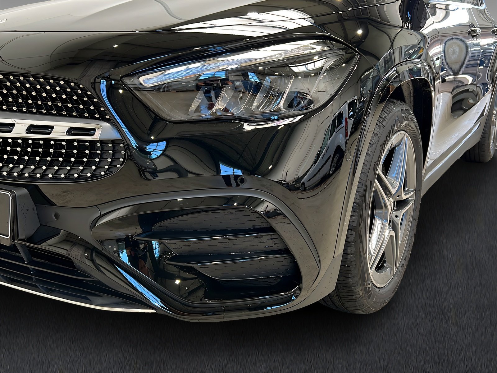 GLA 200 d AMG+LED+Ambiente+CarPlay+TotW+AHK+360° Bild 15