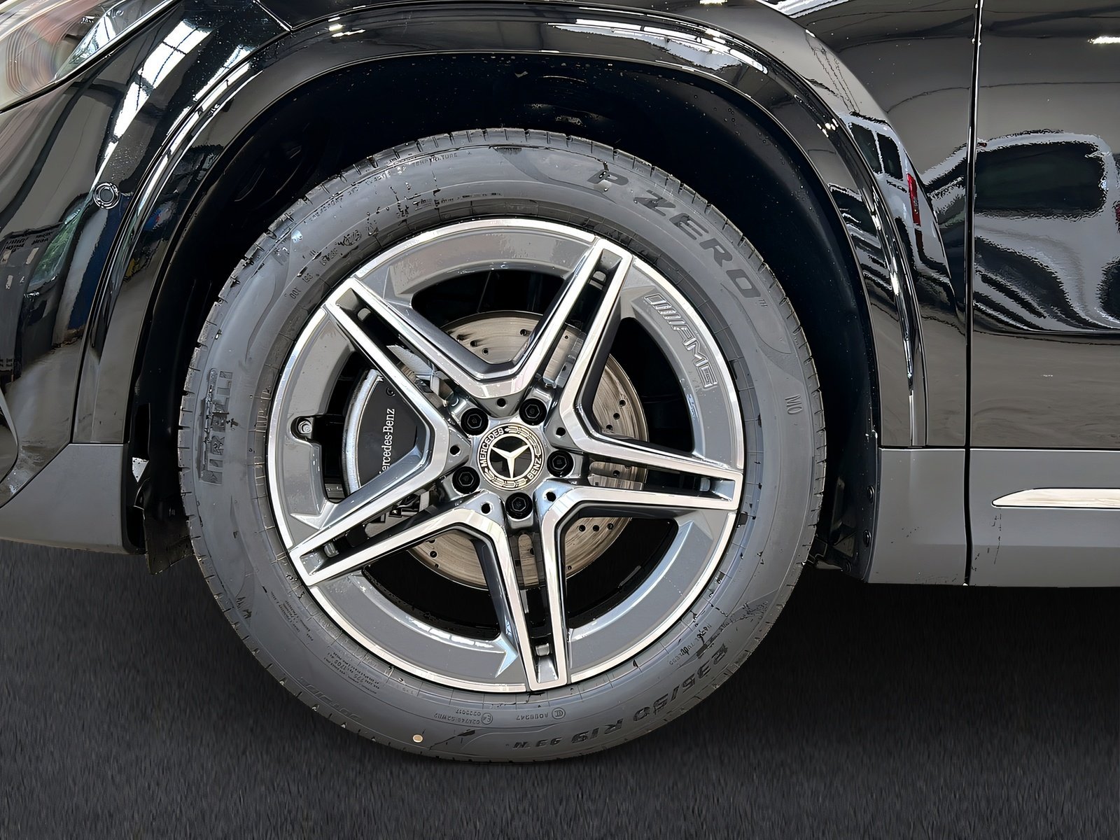 GLA 200 d AMG+LED+Ambiente+CarPlay+TotW+AHK+360 Bild 7