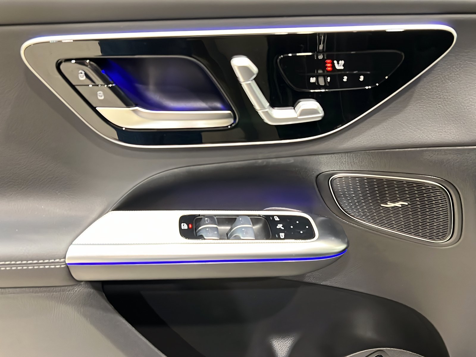 GLC 220 d 4M AMG+Night+Memo+Pano+TotW+AHK+360° Bild 13