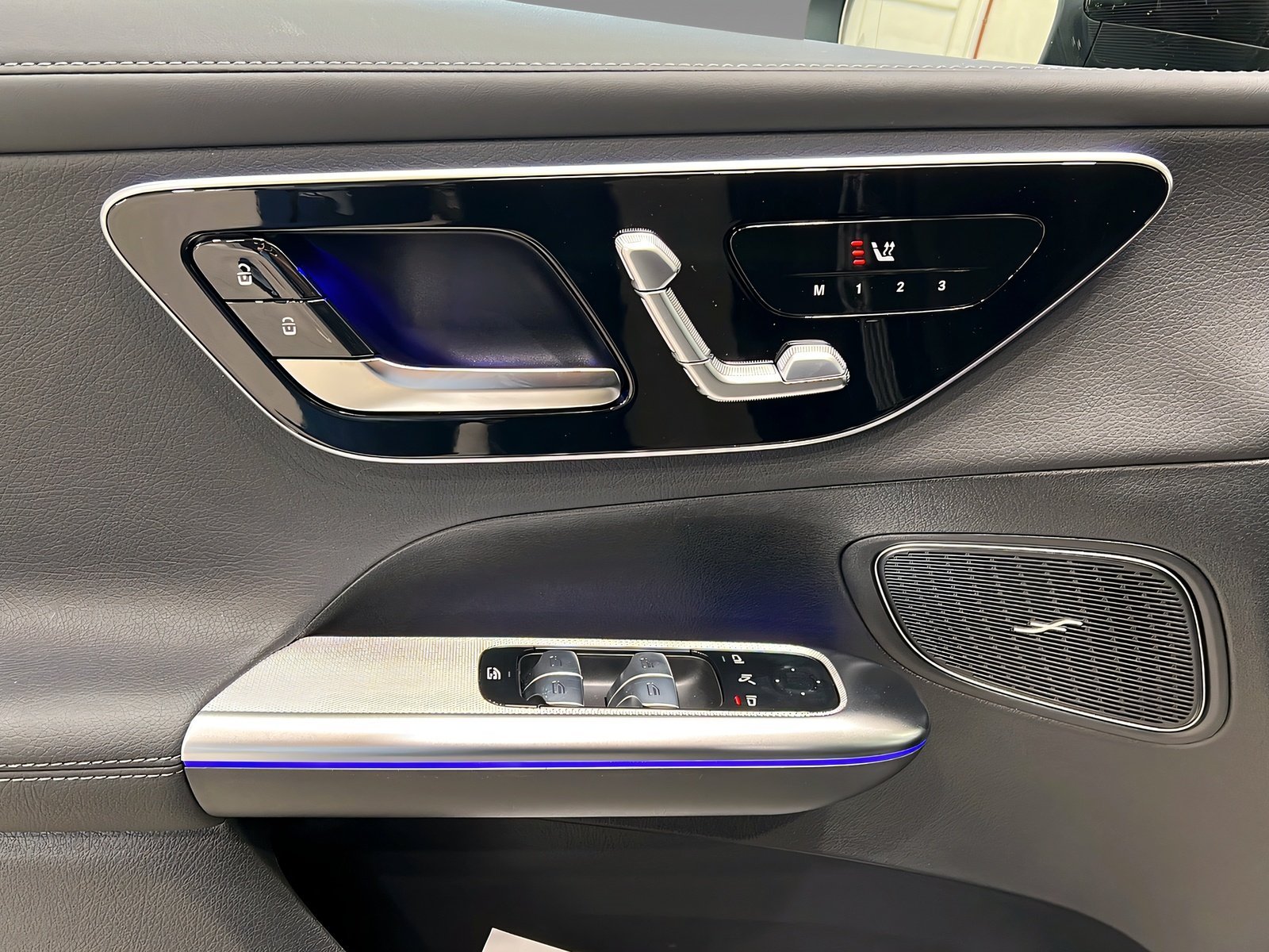 GLC 220 d 4M AMG+NIGHT+Memo+Pano+TotW+AHK+360° Bild 13