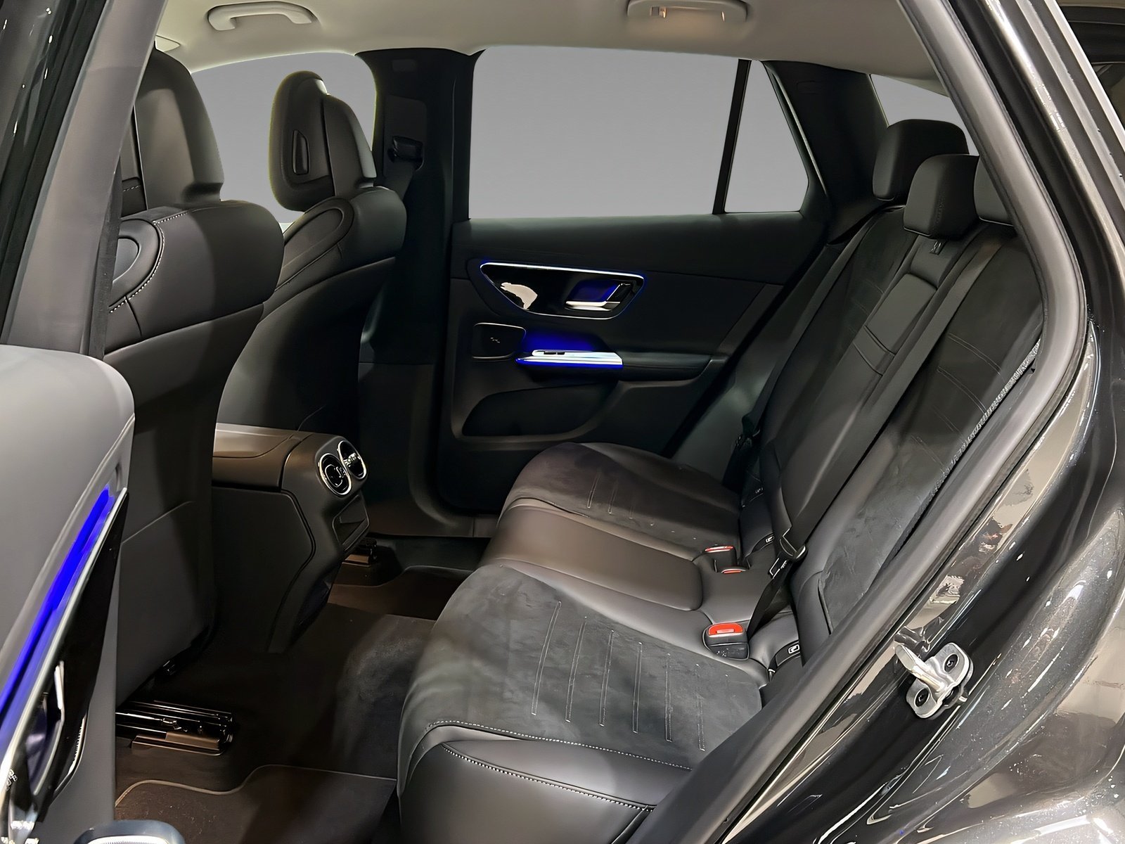 GLC 200 d 4M AMG+LED+NIGHT+Memo+Ambi+AHK+360° Bild 9