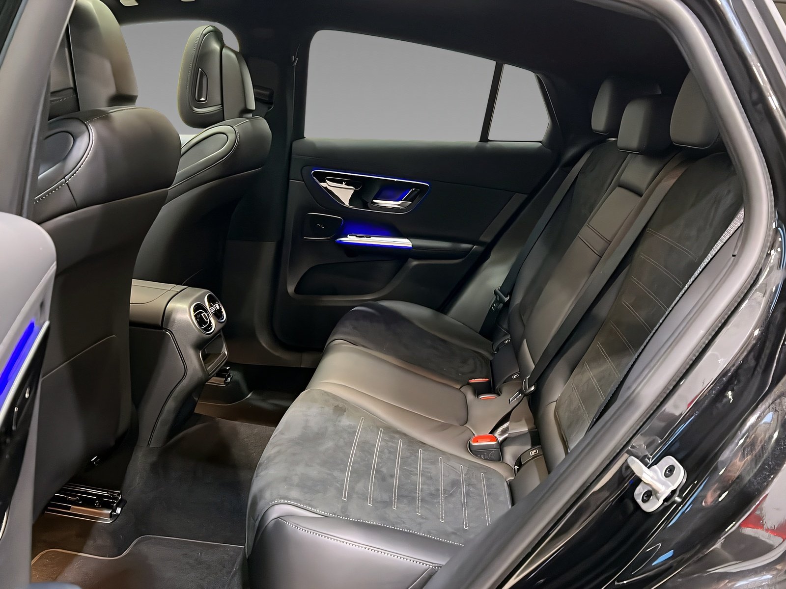 GLC 300 de 4M Coupé AMG+NIGHT+Pano+Memo+AHK+360° Bild 9