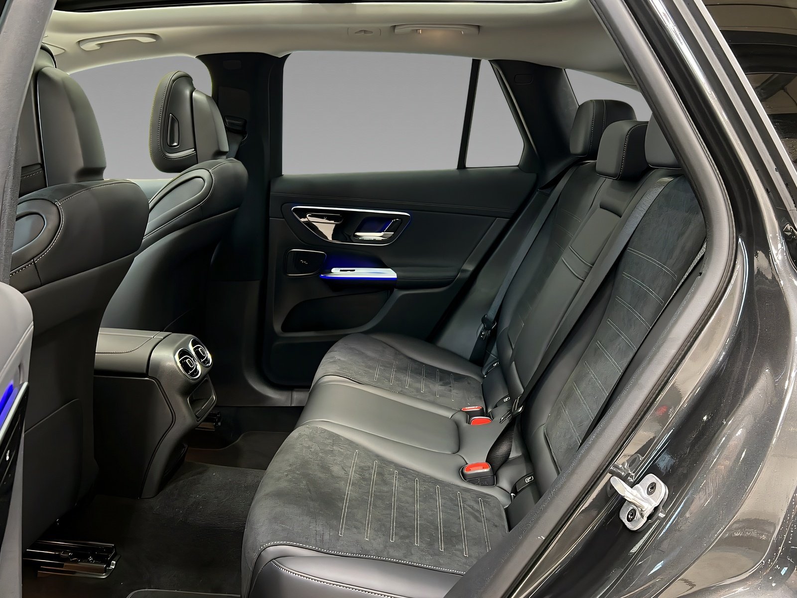 GLC 200 4M EDITION AMG+LED+NIGHT+PANO-SHD+AHK Bild 9