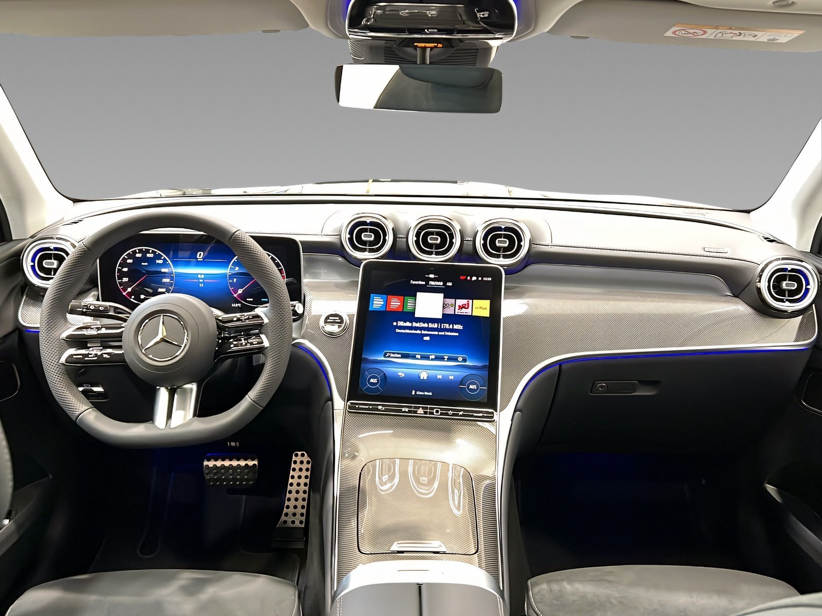 GLC 200 4M EDITION AMG+LED+NIGHT+PANO-SHD+AHK Bild 10