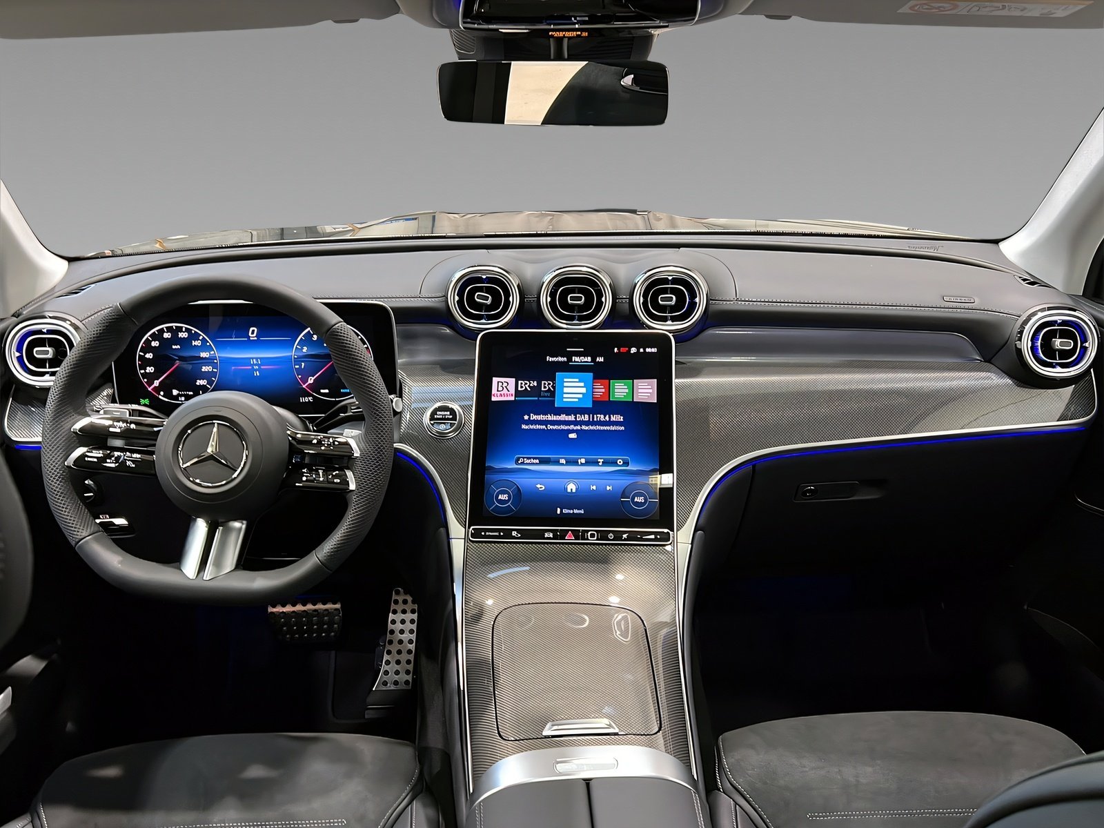 GLC 200 4M AMG+LED+NIGHT+Pano+Ambi+TotW+AHK+360° Bild 10