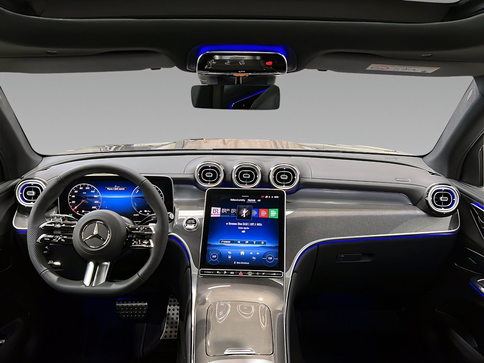 GLC 300 e 4M AMG+NIGHT+Ambi+Pano+TotW+AHK+360° Bild 10