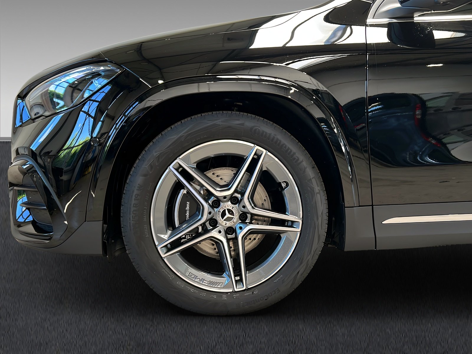 GLA 220 d 4M AMG+LED+Offroad+Ambi+TotW+AHK+360° Bild 7