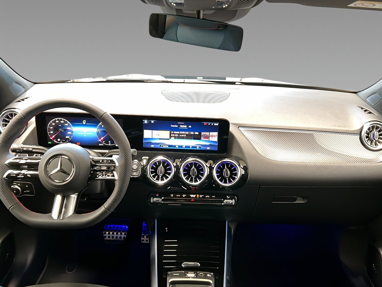 GLA 220 d 4M AMG+LED+Offroad+Ambi+TotW+AHK+360° Bild 10