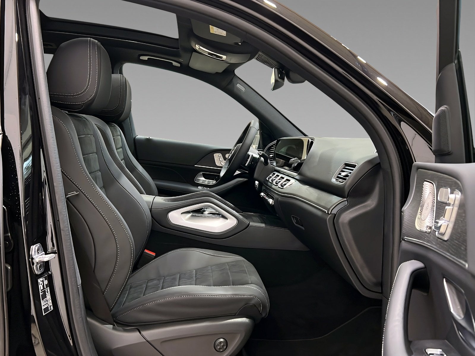 GLE 450d 4M AMG+NIGHT+DISTR+Burme+TotW+AHK+360° Bild 14