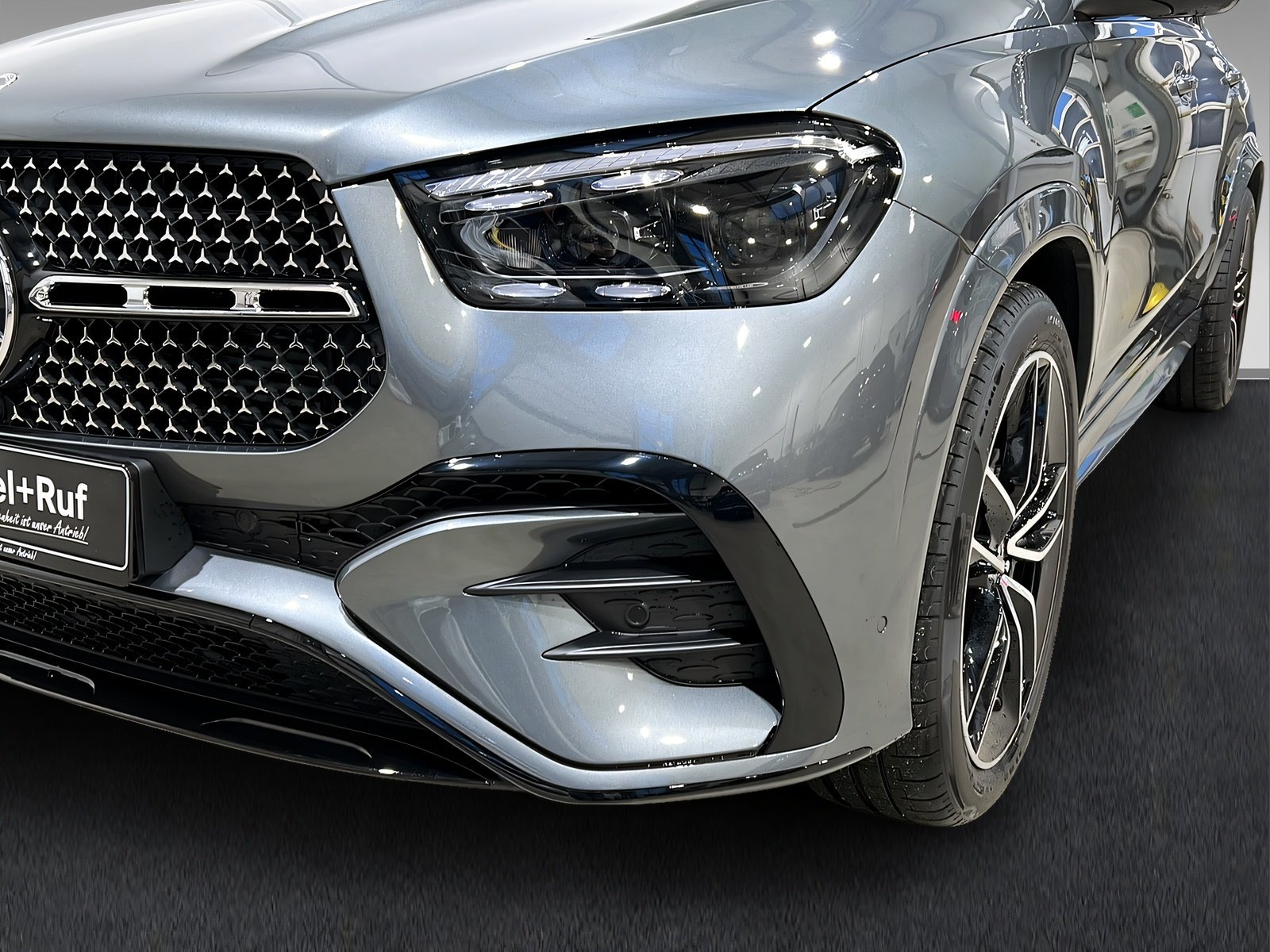 GLE 450d 4M AMG+DIST+Burm+Pano+Ambi+TotW+AHK+360 Bild 15