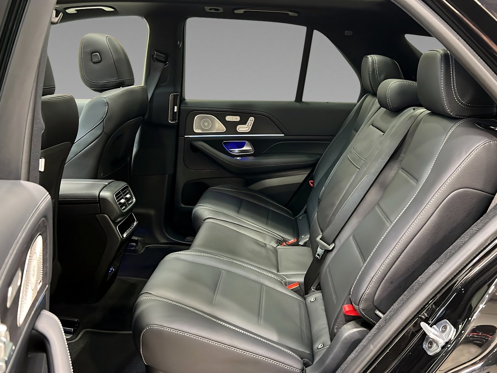 GLE 450d 4M AMG+7-Sitzer+Burm+Pano+TotW+AHK+360 Bild 9