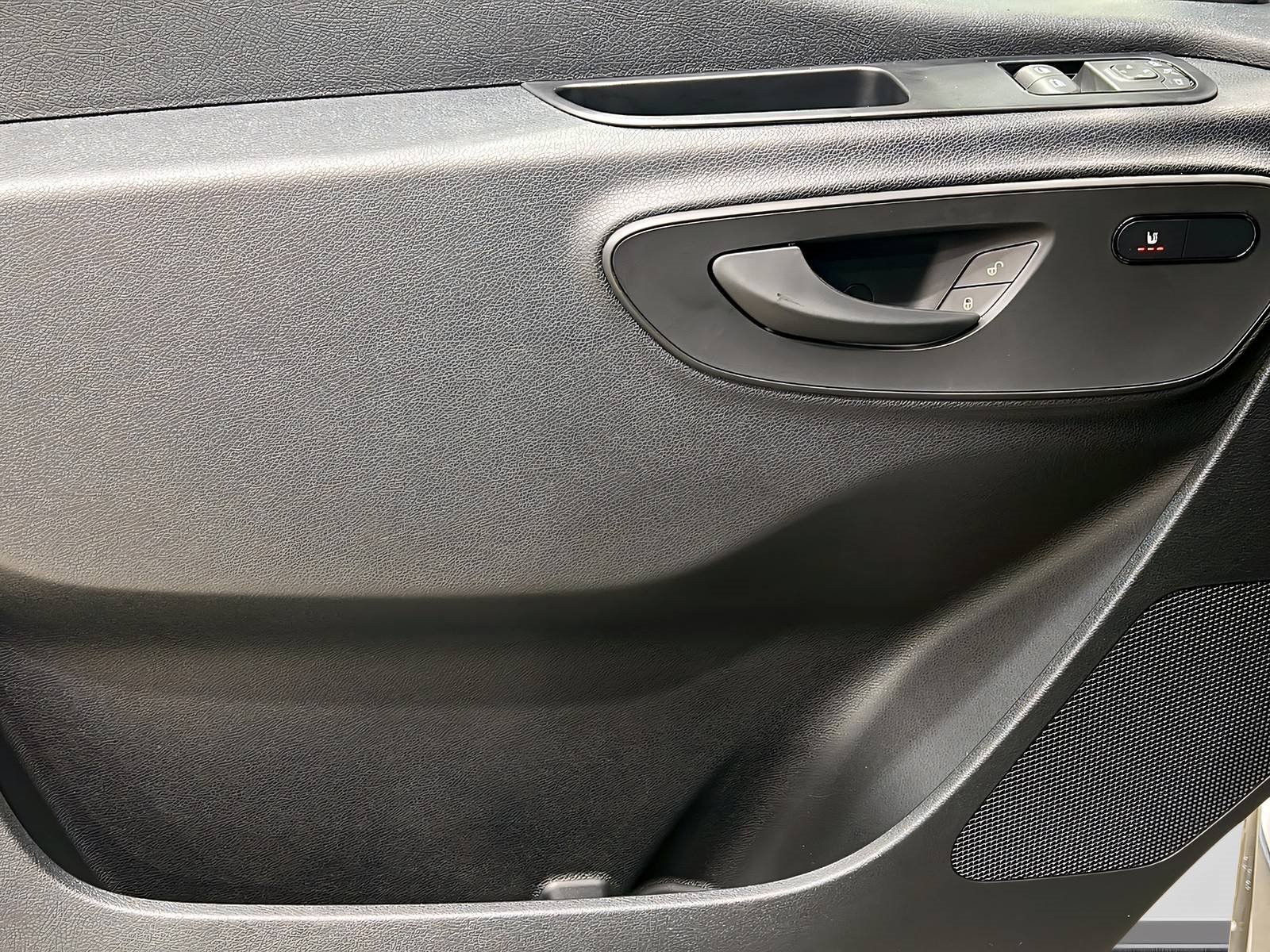 Sprinter 315 CDI Kasten BASE L2H2 Kame+TotW+DAB Bild 13