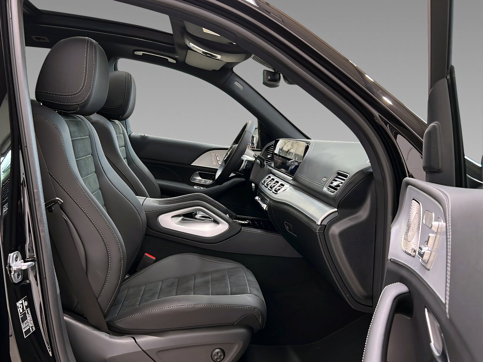 GLE 450d 4M AMG+MULTI+DIST+Burm+StHz+HuD+AHK+360 Bild 14