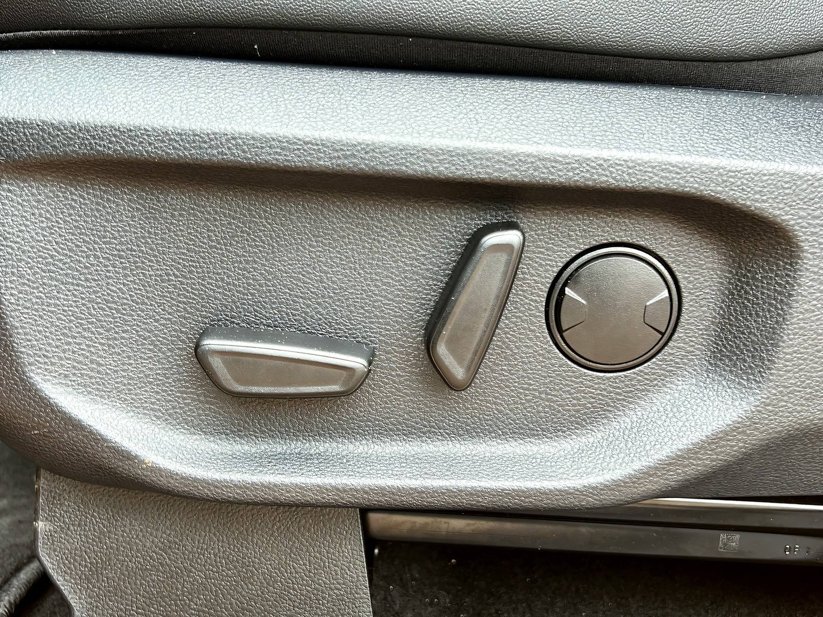 Ranger+Wildtrak+AHK+CarPlay+elektr.Rollo+PDC Bild 13