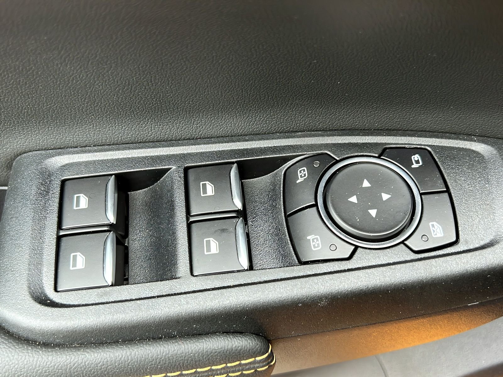 Ranger+Wildtrak+AHK+CarPlay+elektr.Rollo+PDC Bild 15