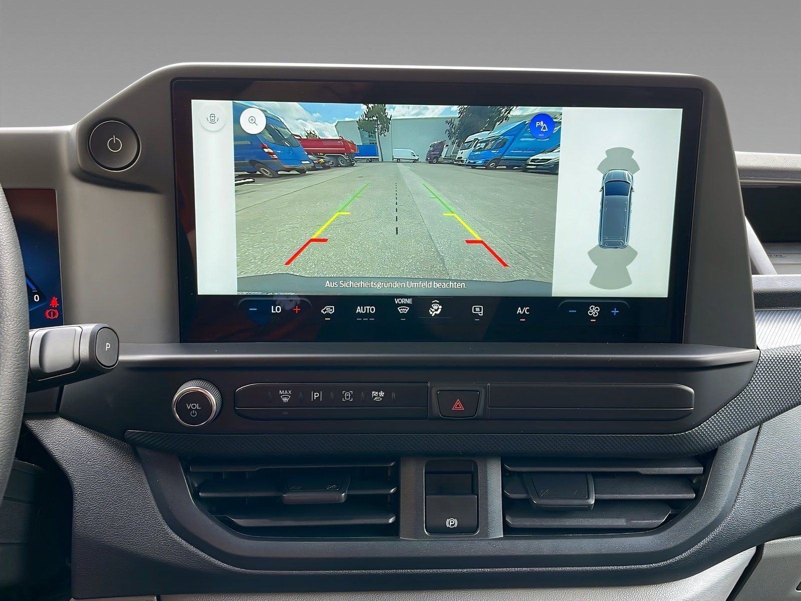 Custom Kasten L1+Rückfahrkamera+LED+CarPlay+PDC Bild 15