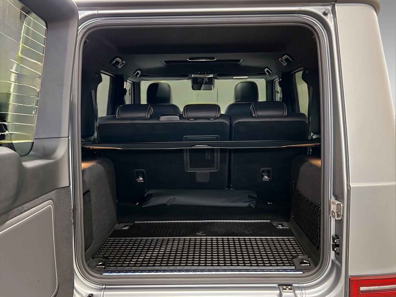 G 450 d AMG+MULTI+NIGHT+GUARD360+Burme+TotW+360° Bild 6