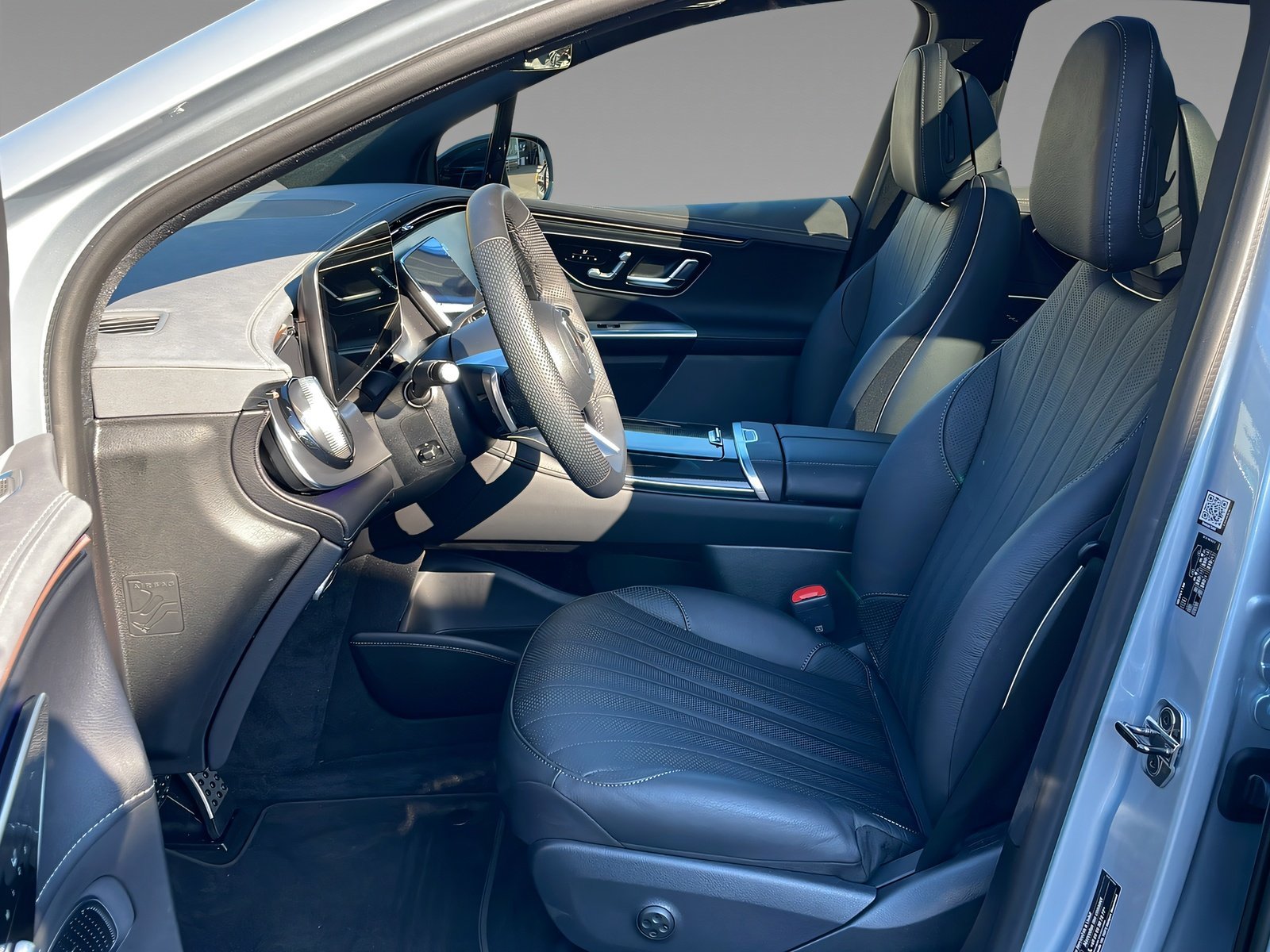 EQE 300 SUV AMG+NIGHT+DISTRO+GUARD360°+TotW+360° Bild 9