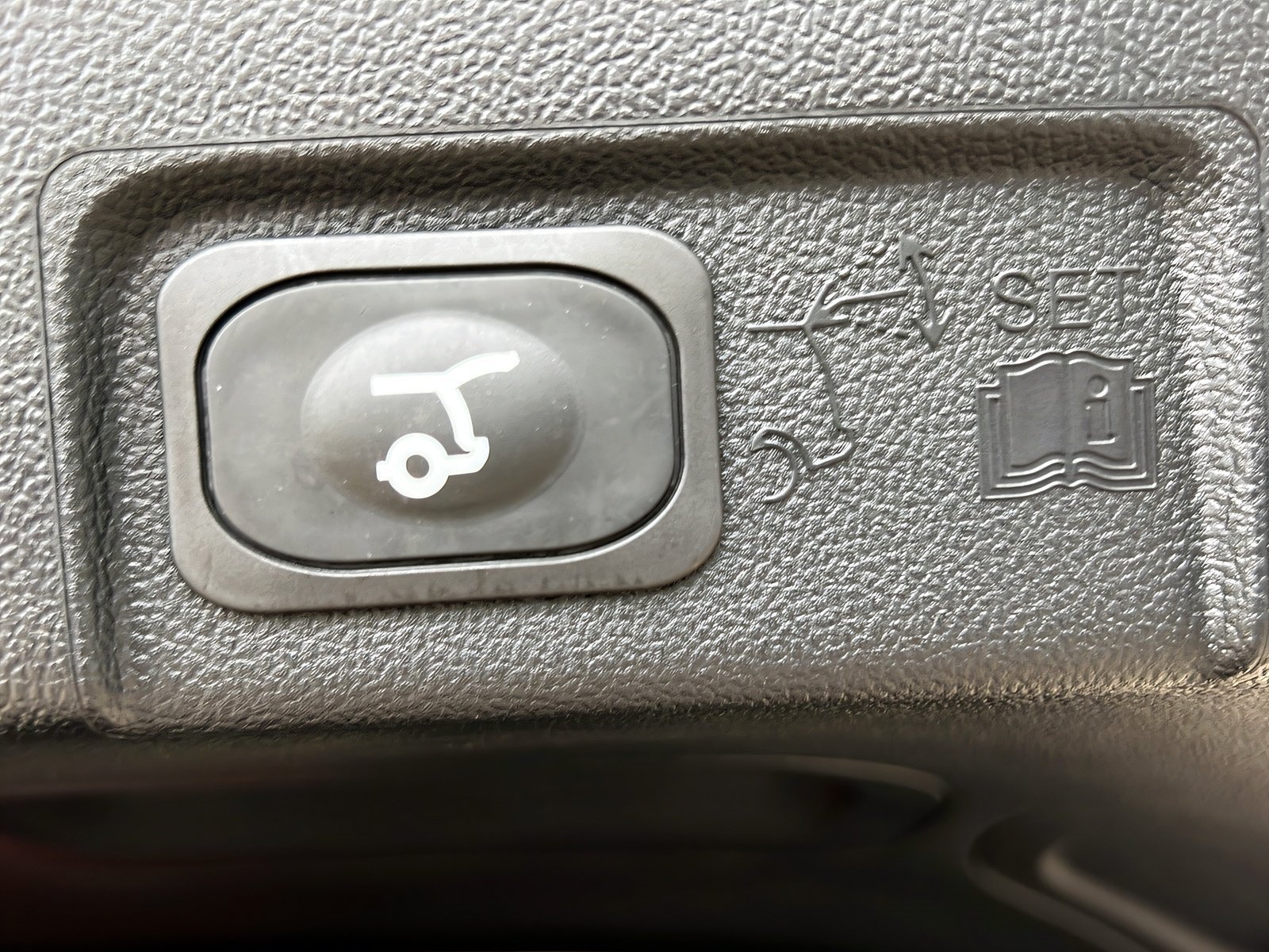 Puma ST-Line X, AHK, Panorama-Dach, LED-Matrix Bild 14