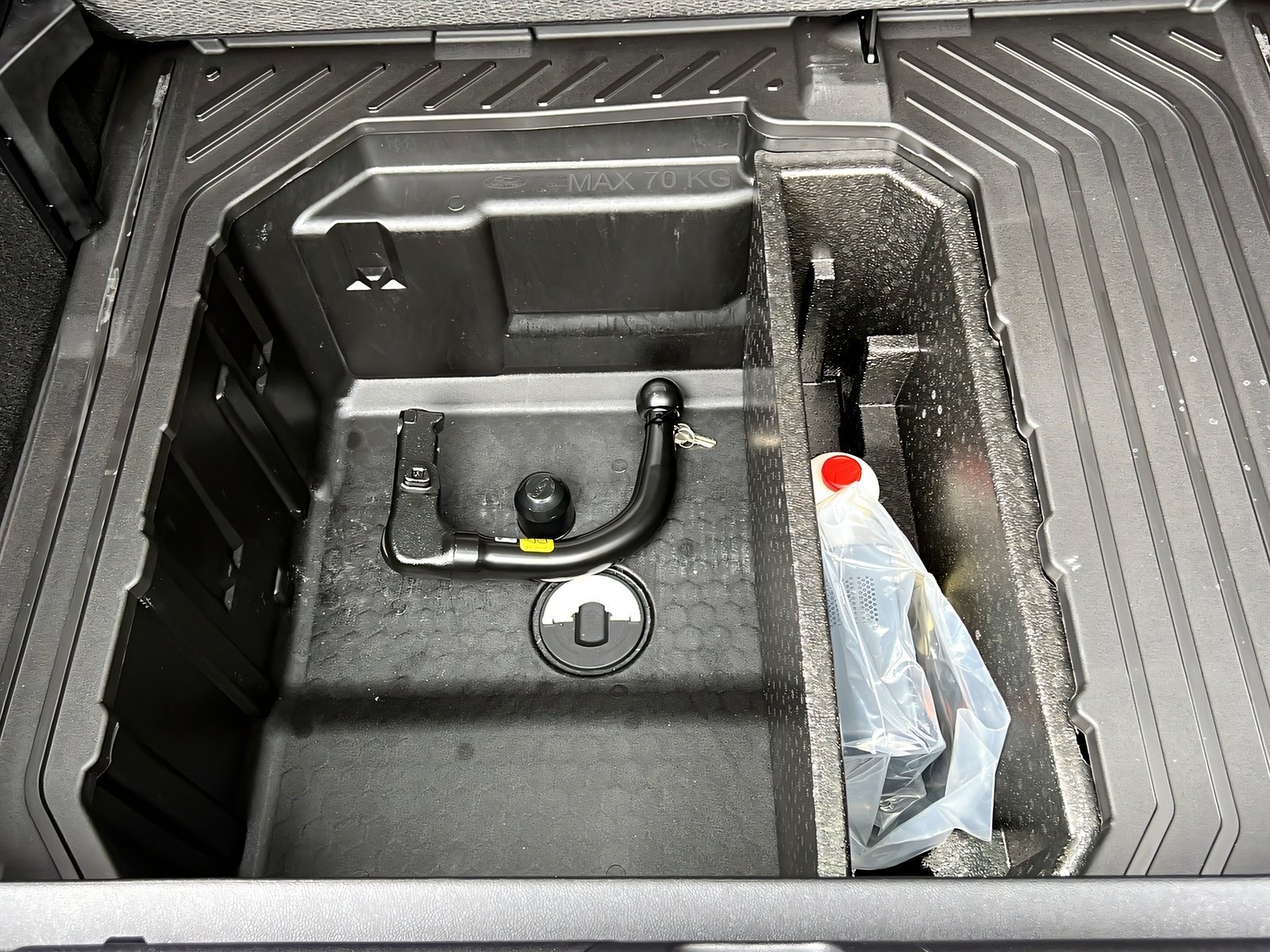 Puma ST-Line X, AHK, Panorama-Dach, LED-Matrix Bild 15