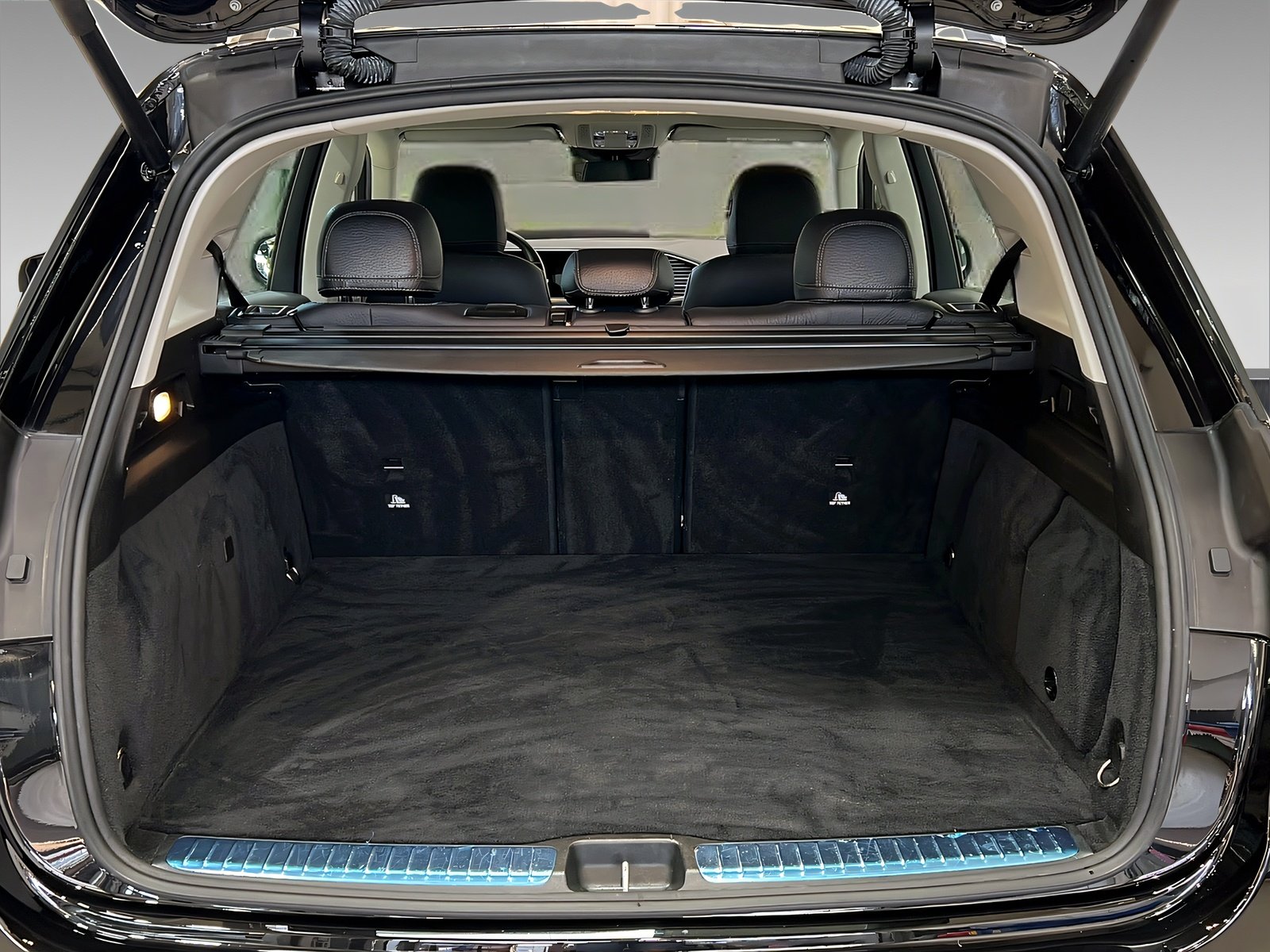 GLE 350 de 4M LED+DIST+Burm+Ambi+CarPlay+AHK+360 Bild 8