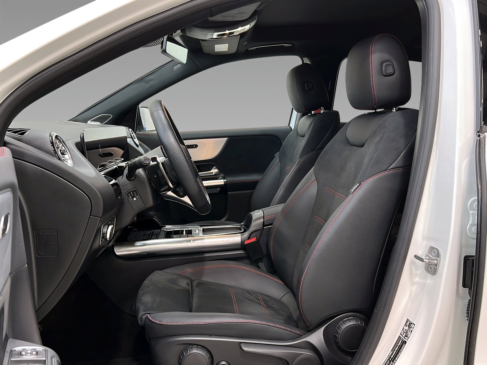 GLA 35 AMG 4M DISTR+MULTI+Burme+Pano+LrHz+360° Bild 9