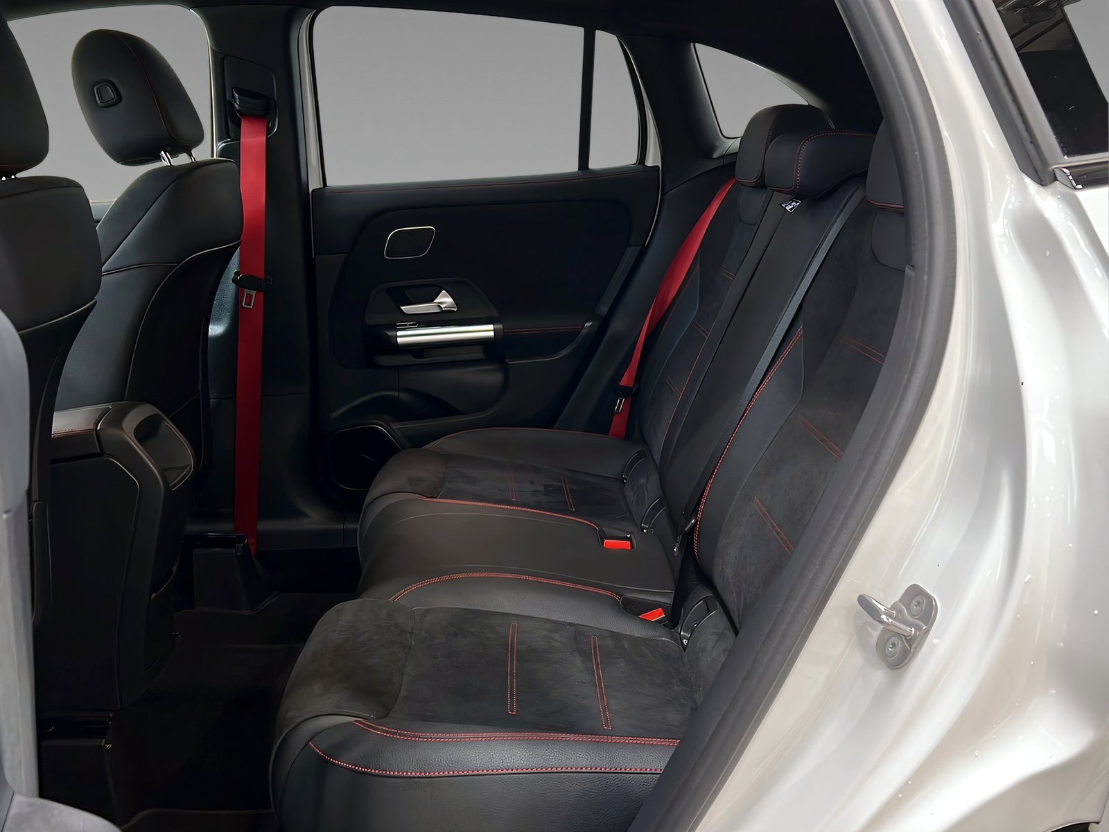 GLA 35 AMG 4M DISTR+MULTI+Burme+Pano+LrHz+360° Bild 10