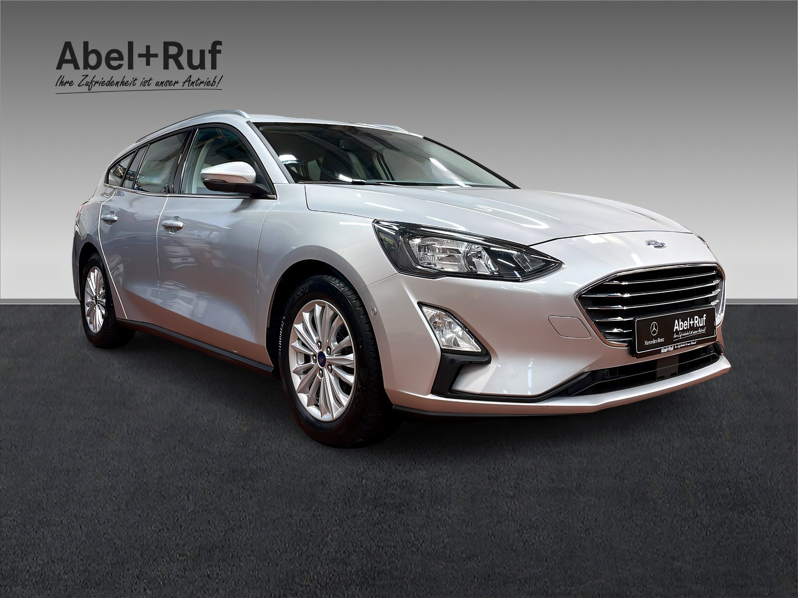 Focus 1.0 EcoBoost Titanium Kamera+PDC+SHZ Bild 3