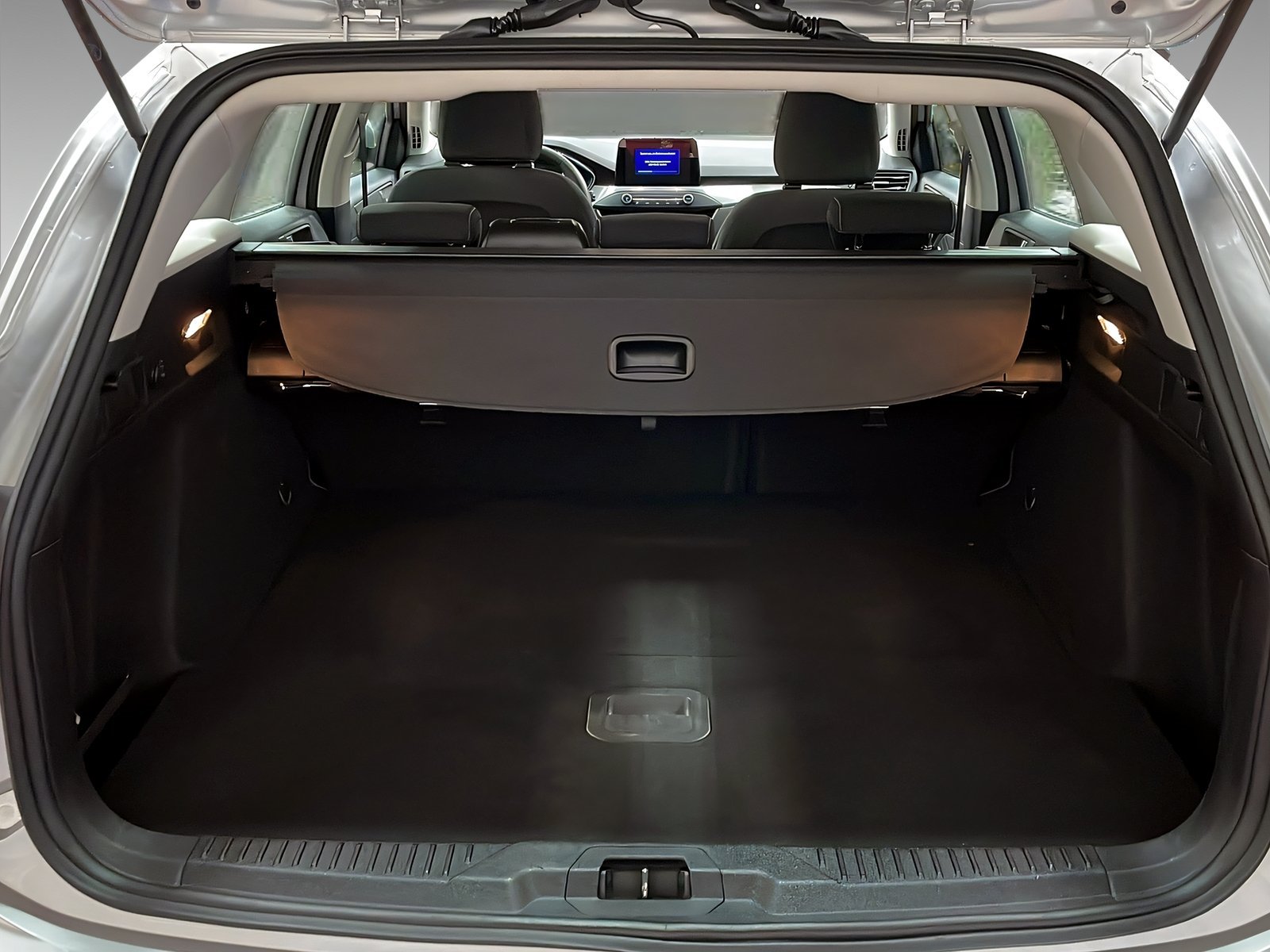 Focus 1.0 EcoBoost Titanium Kamera+PDC+SHZ Bild 8