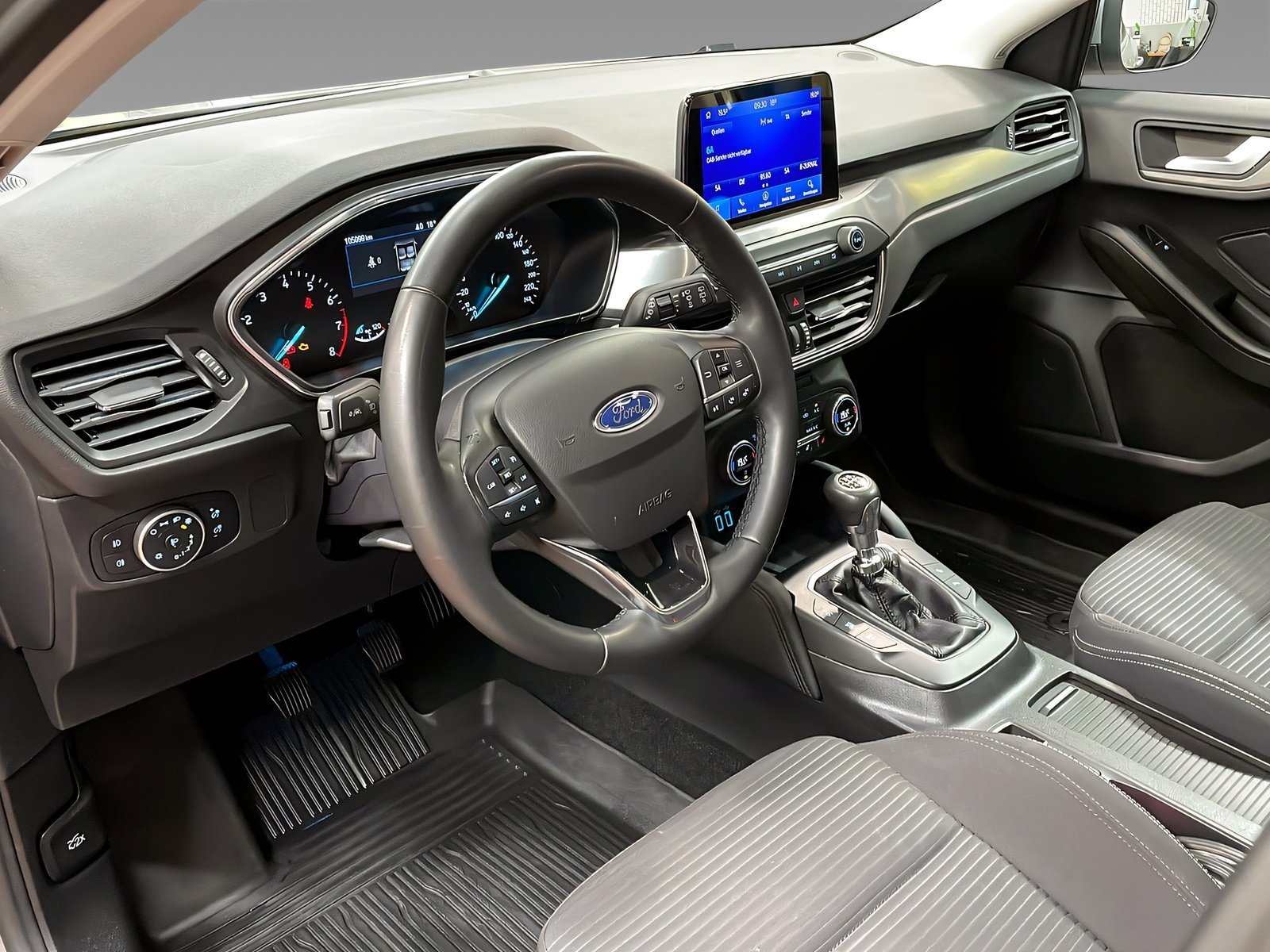 Focus 1.0 EcoBoost Titanium Kamera+PDC+SHZ Bild 9