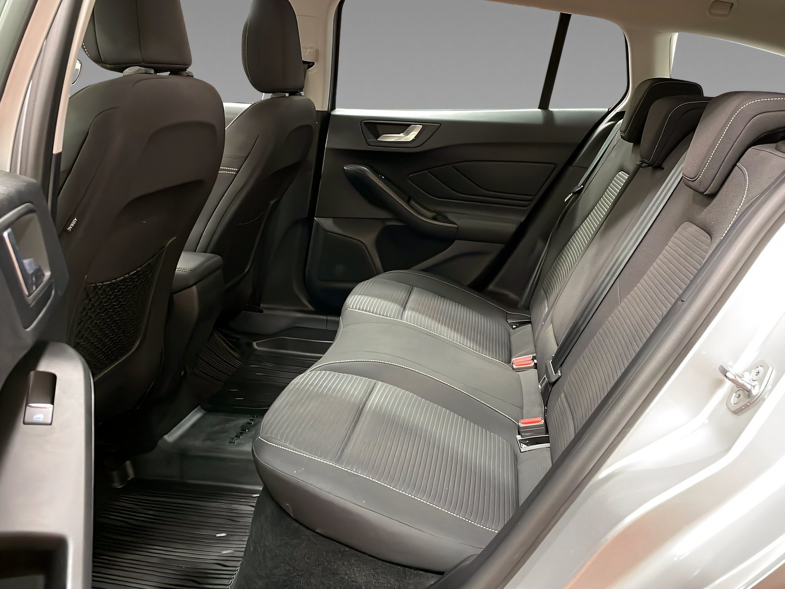 Focus 1.0 EcoBoost Titanium Kamera+PDC+SHZ Bild 11