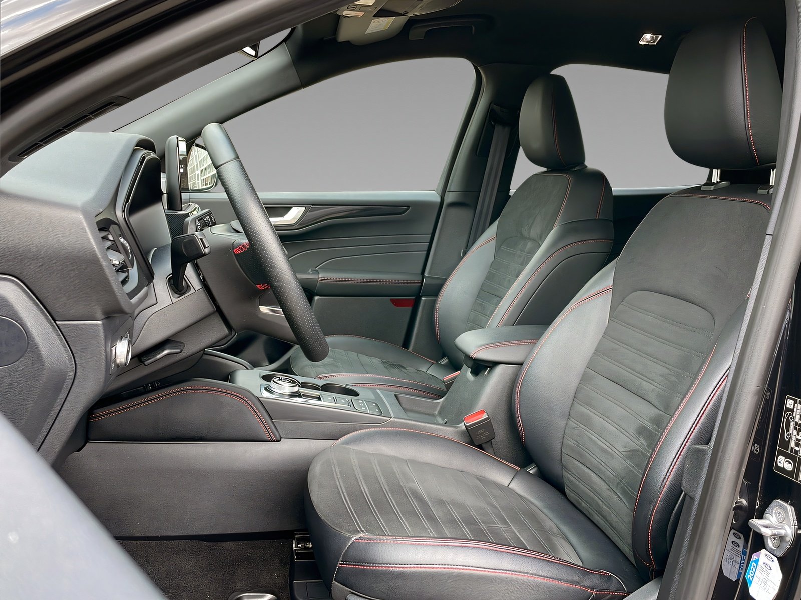 Kuga PHEV ST-Line X Kam+LrHz+HuD-AHKVorr-8fach Bild 15