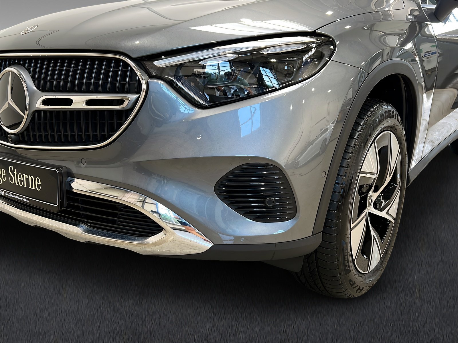 GLC 300e 4M AVANTGARDE+DIGITAL+DIST+Burm+AHK+360 Bild 3