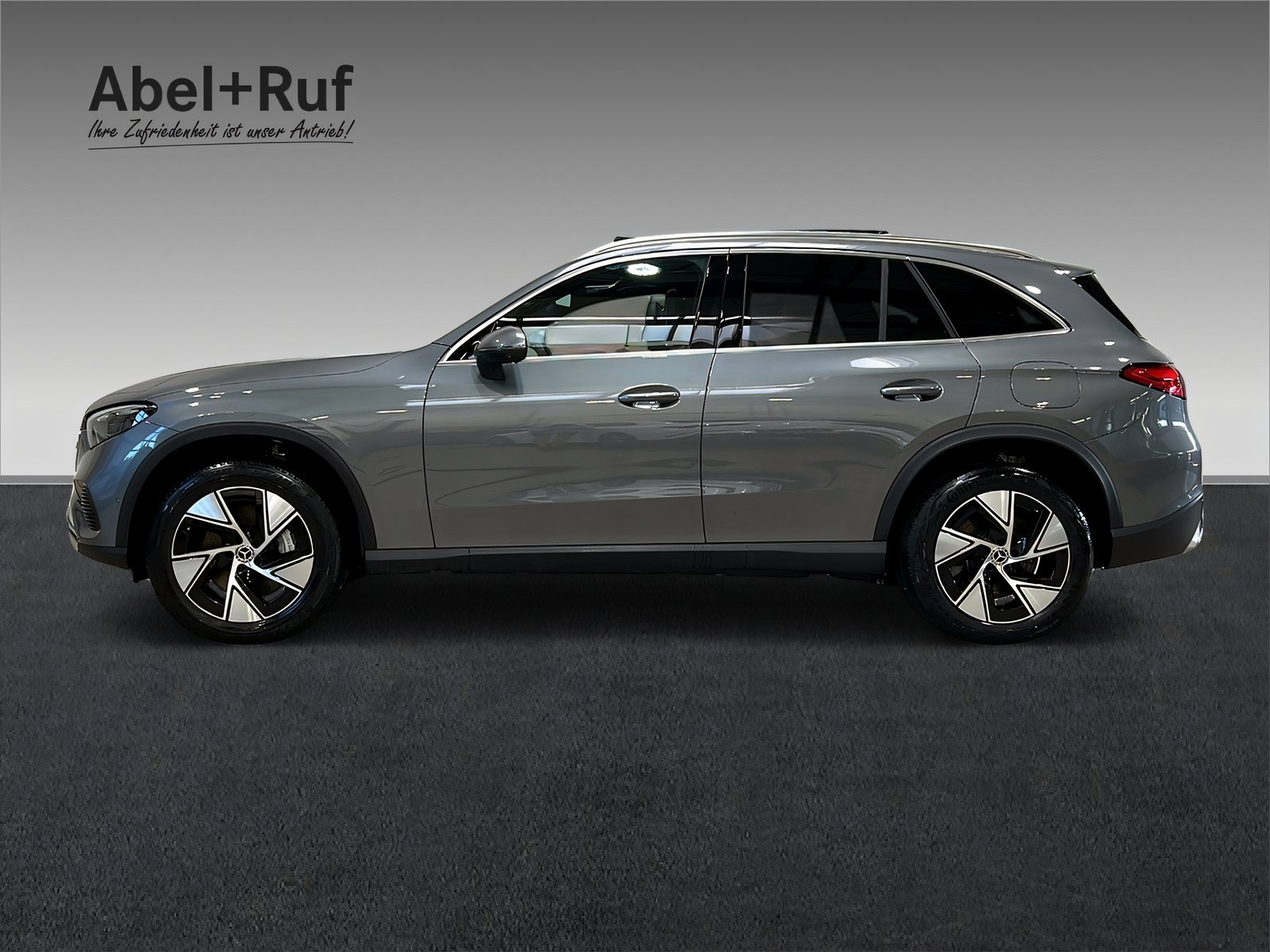 GLC 300e 4M AVANTGARDE+DIGITAL+DIST+Burm+AHK+360 Bild 5