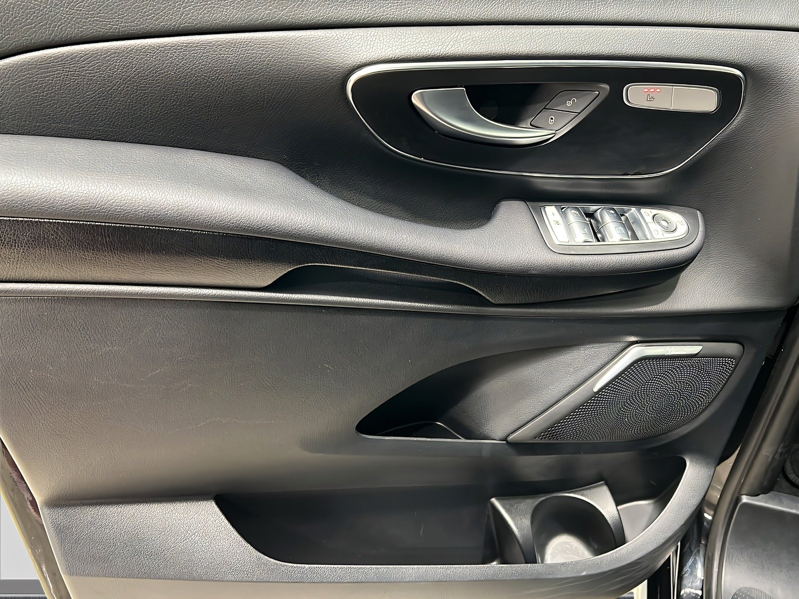 V 300 d Lang EDITION AMG+DIST+Kame+Burm+TotW+AHK Bild 14