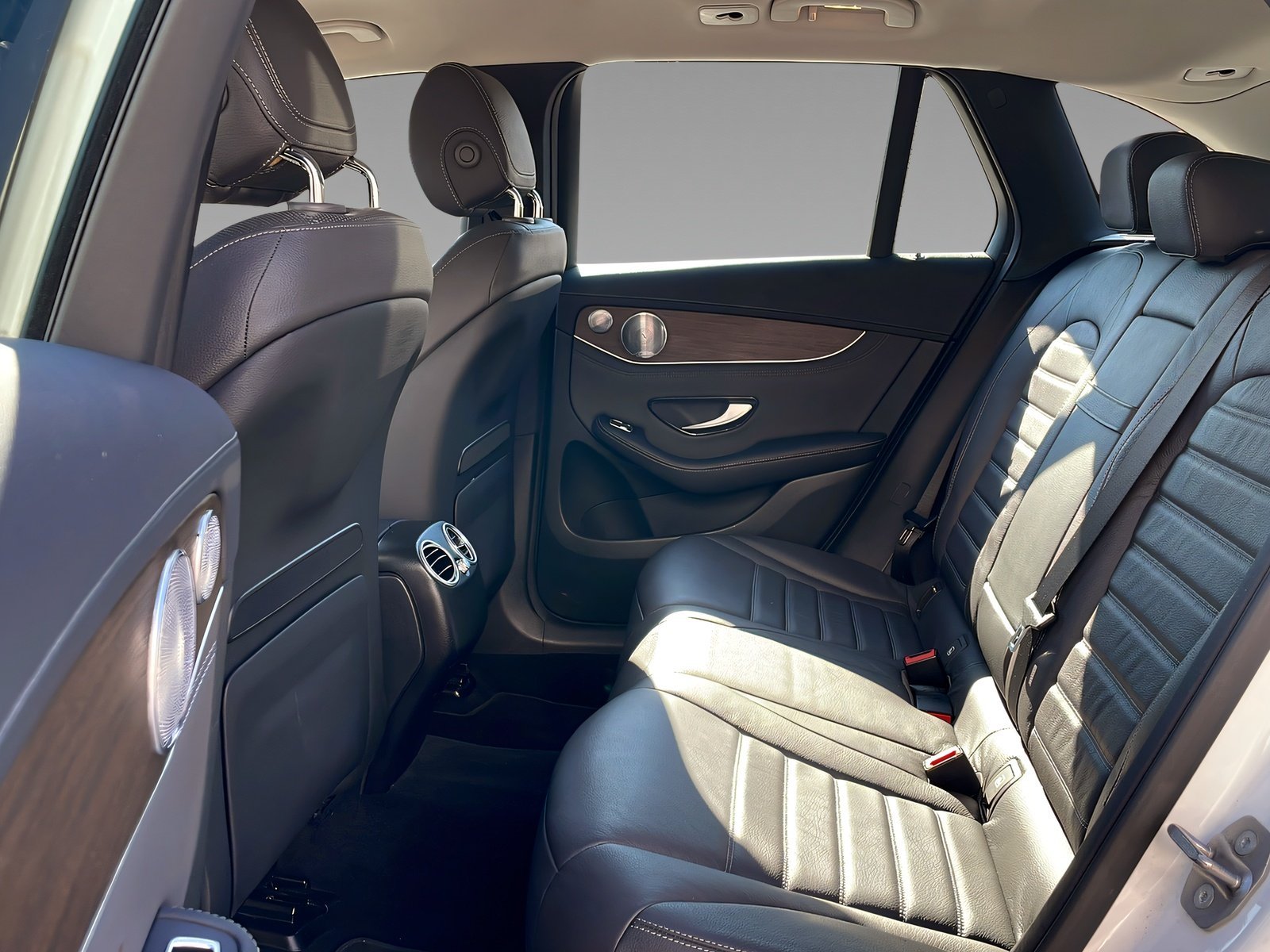 GLC 220 d 4M AMG+MULTI+DISTRO+Kamera+Burme+AHK Bild 10