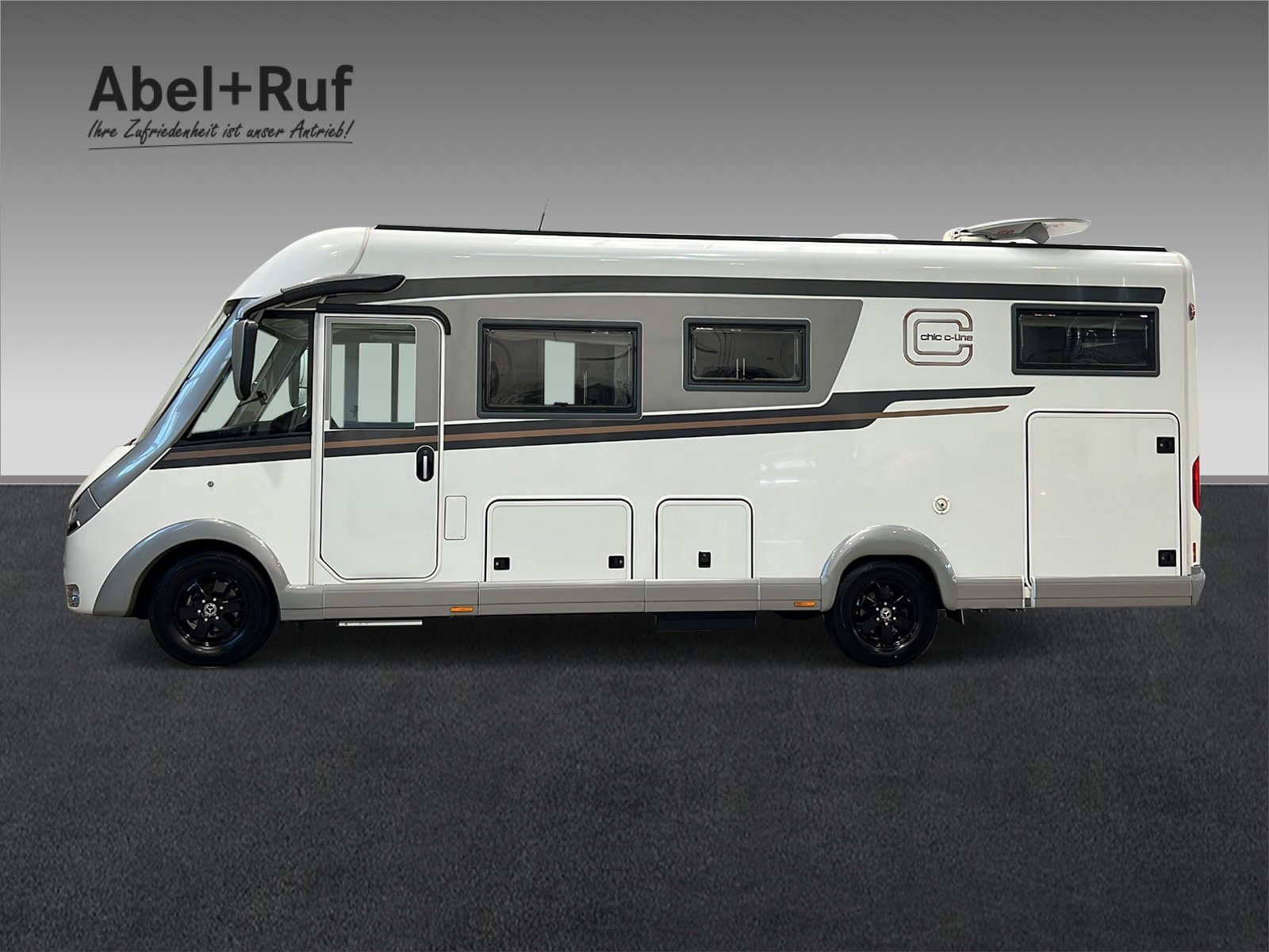 Carthago C-LINE 4.9 LE TV+Hubbett+Markise+Garage Bild 4