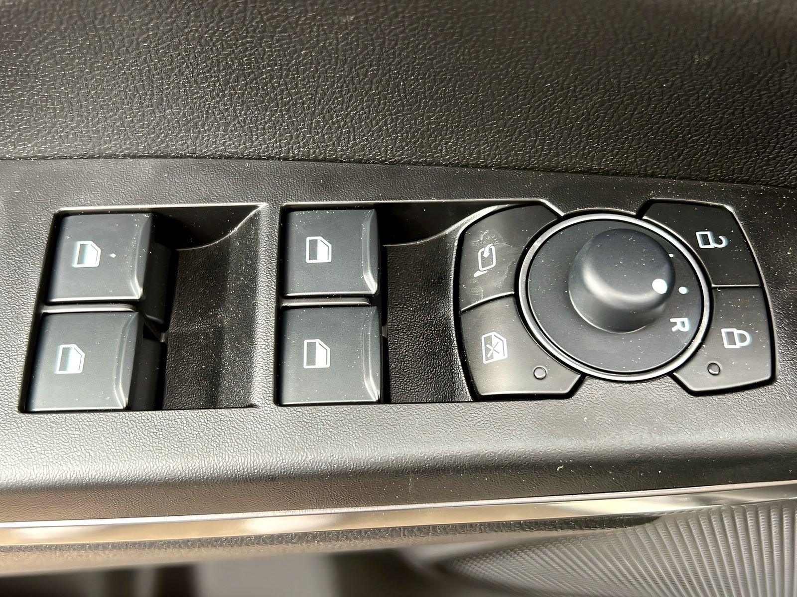 Gen-E Sound Edit.LED-Matrix+Winter+Fahrerassist. Bild 13