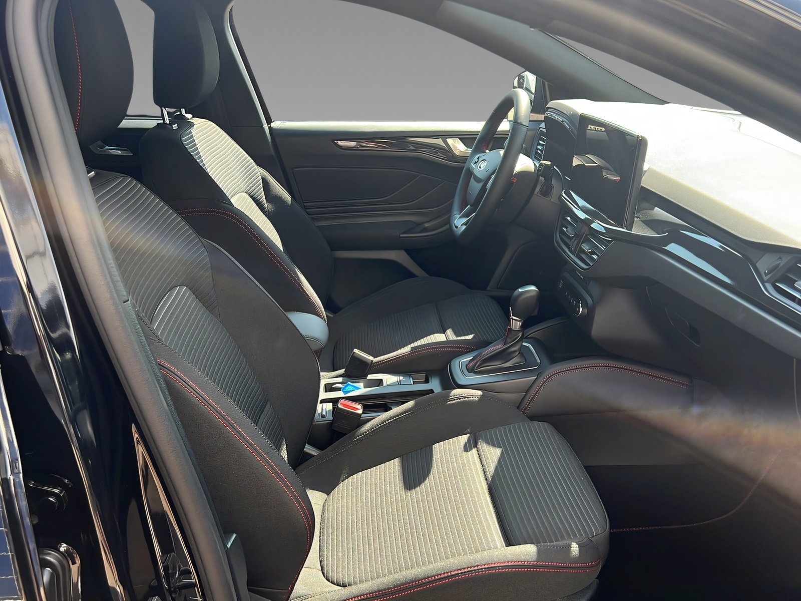 Focus ST-Line X Autom.+Winter+Fahrerassistenz Bild 12