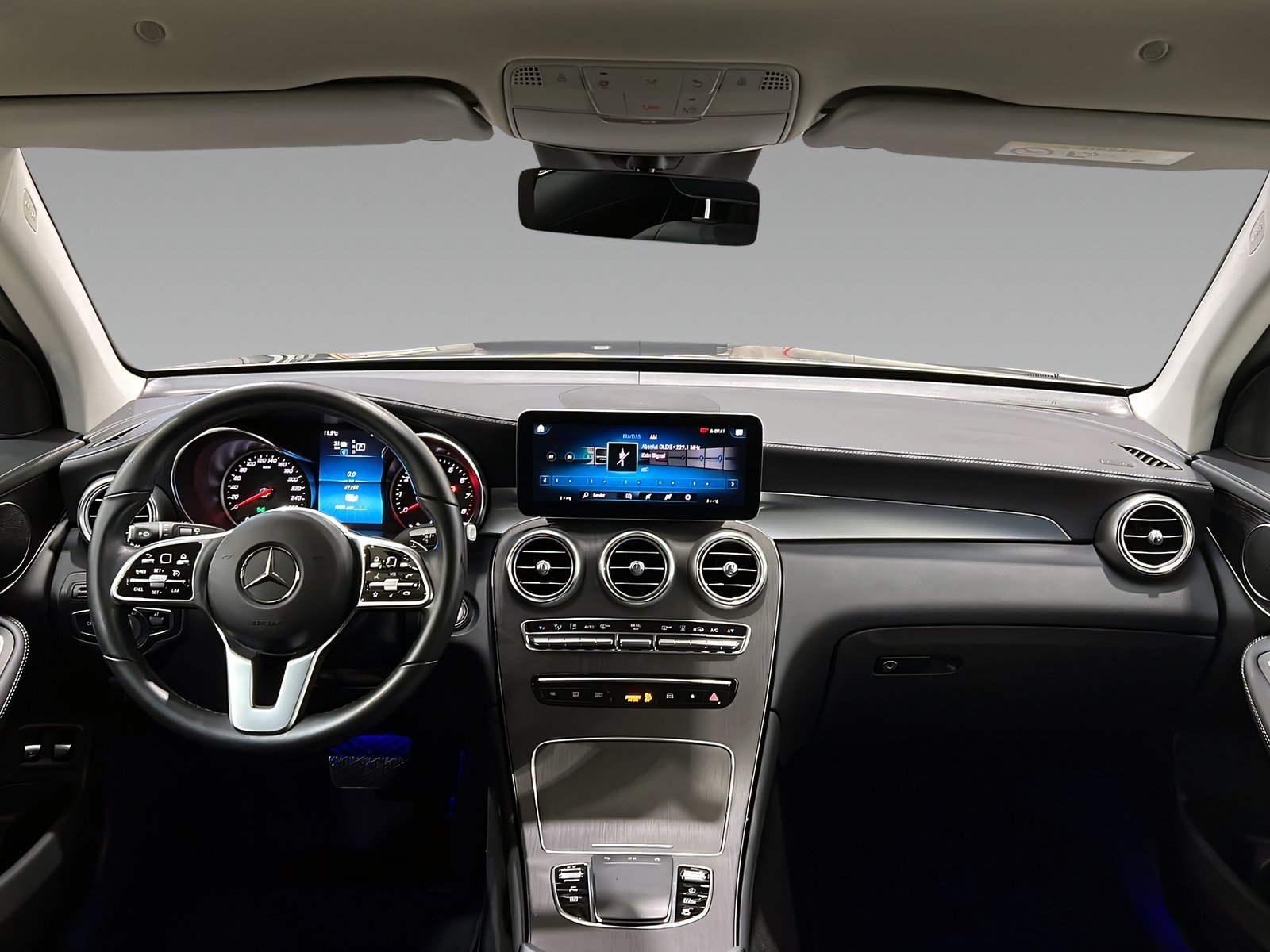 GLC 300 e 4MATIC Memory+AHK+LED+Kamera+Hands-Fre Bild 11