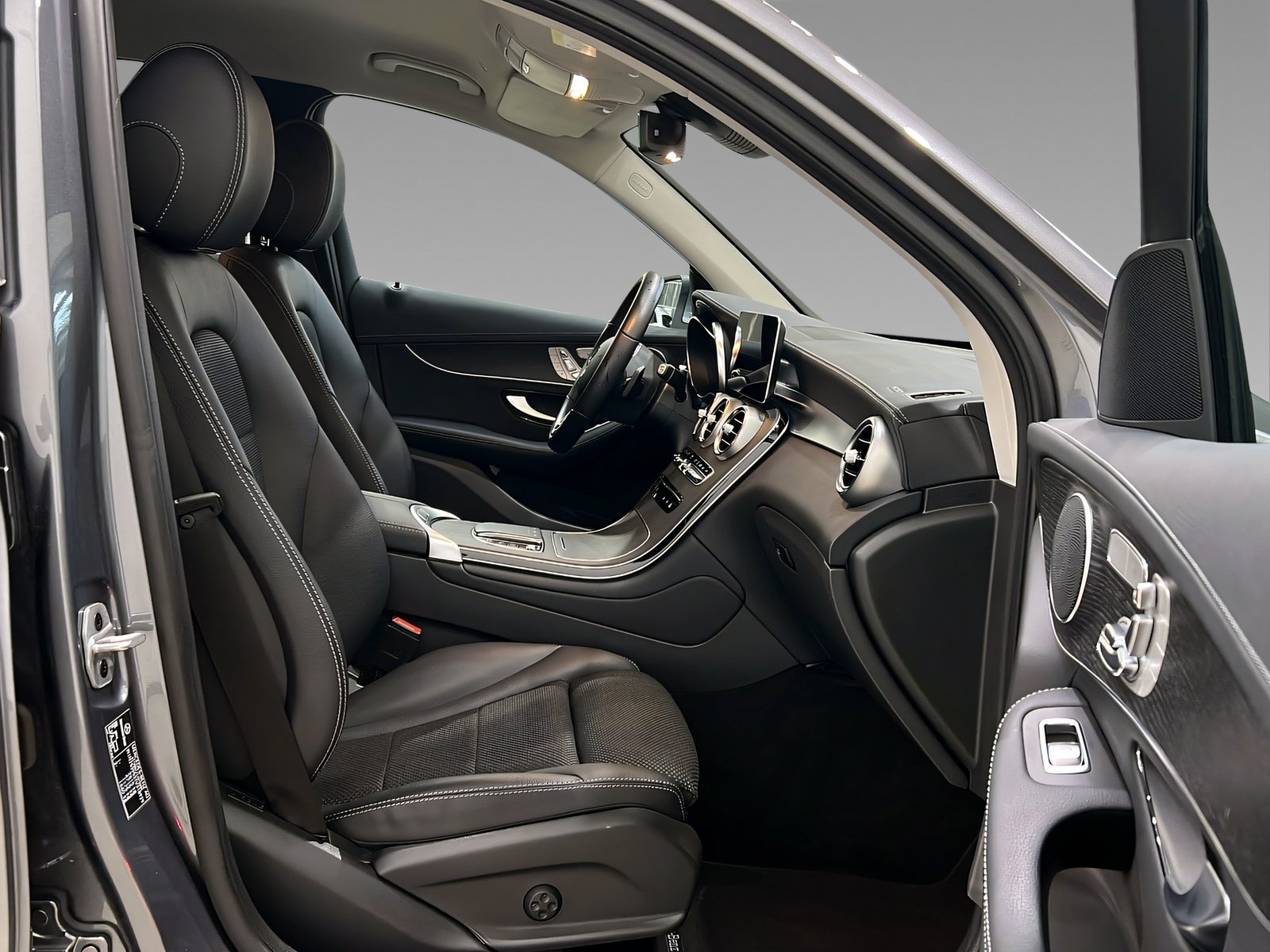 GLC 300 e 4MATIC Memory+AHK+LED+Kamera+Hands-Fre Bild 12