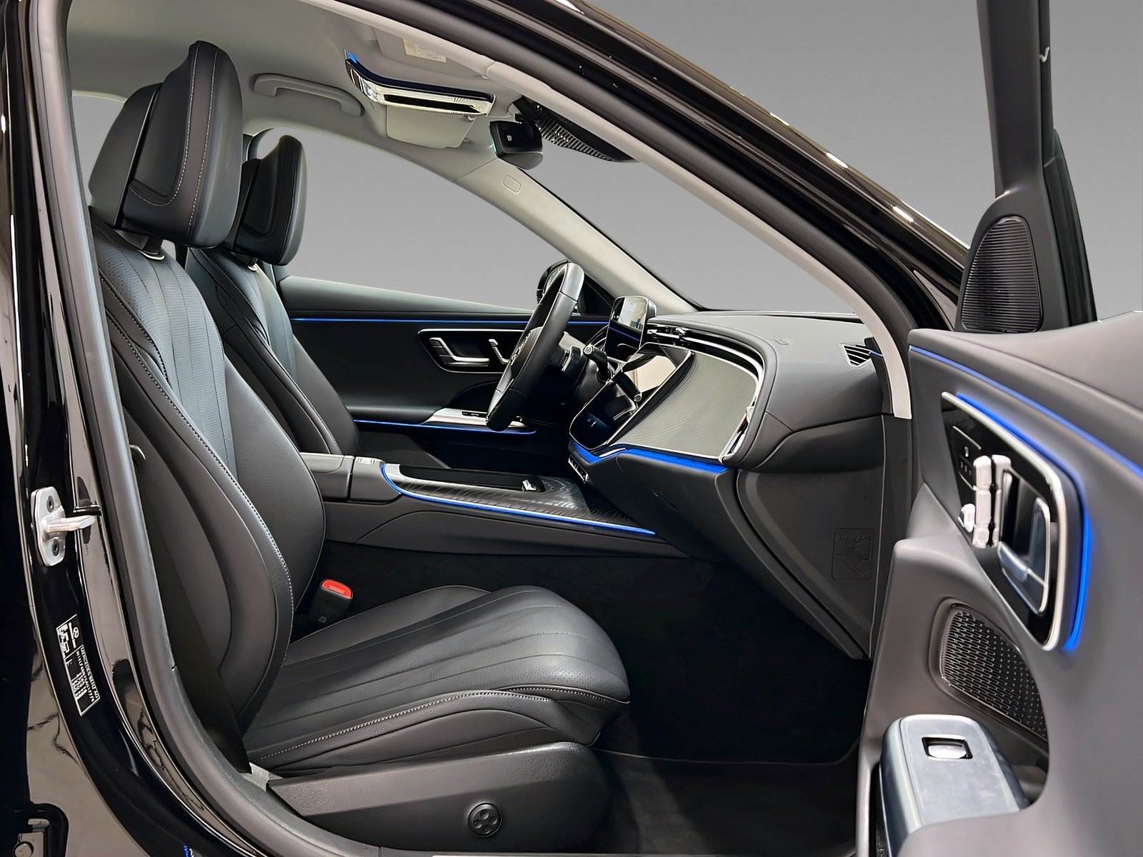 E 450 4M Limo AVANTGARDE+LED+DISTR+Memo+TotW+360 Bild 12