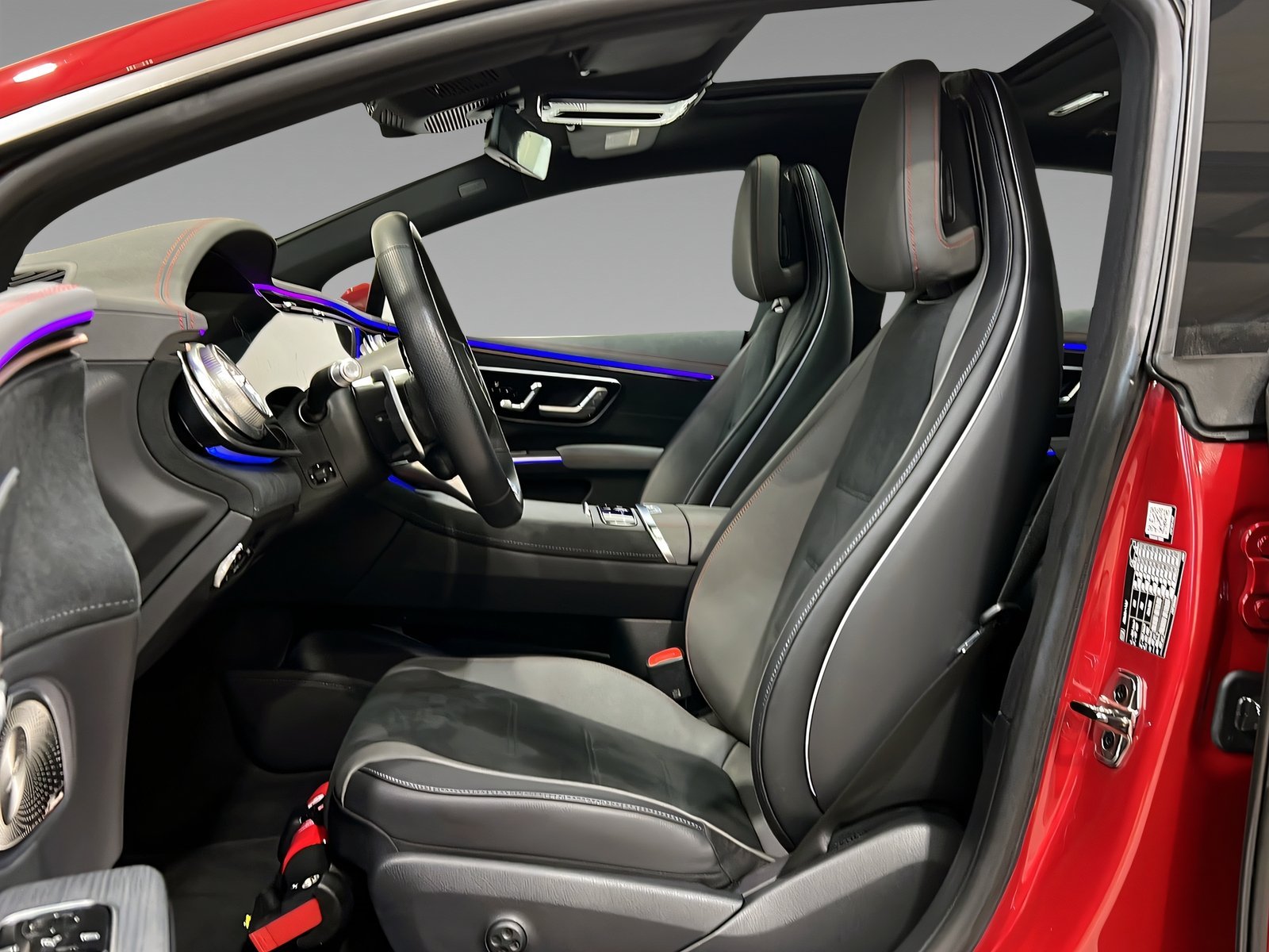 EQS 53 4M+ Guard+TV+Premium+Hyperscreen+Burm+LED Bild 9