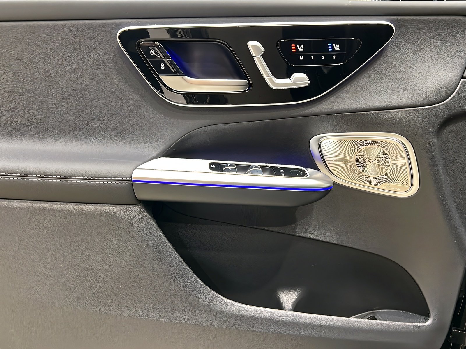 GLC 300 de 4M AMG+DISTR+Burme+Memo+Pano+AHK+360 Bild 13