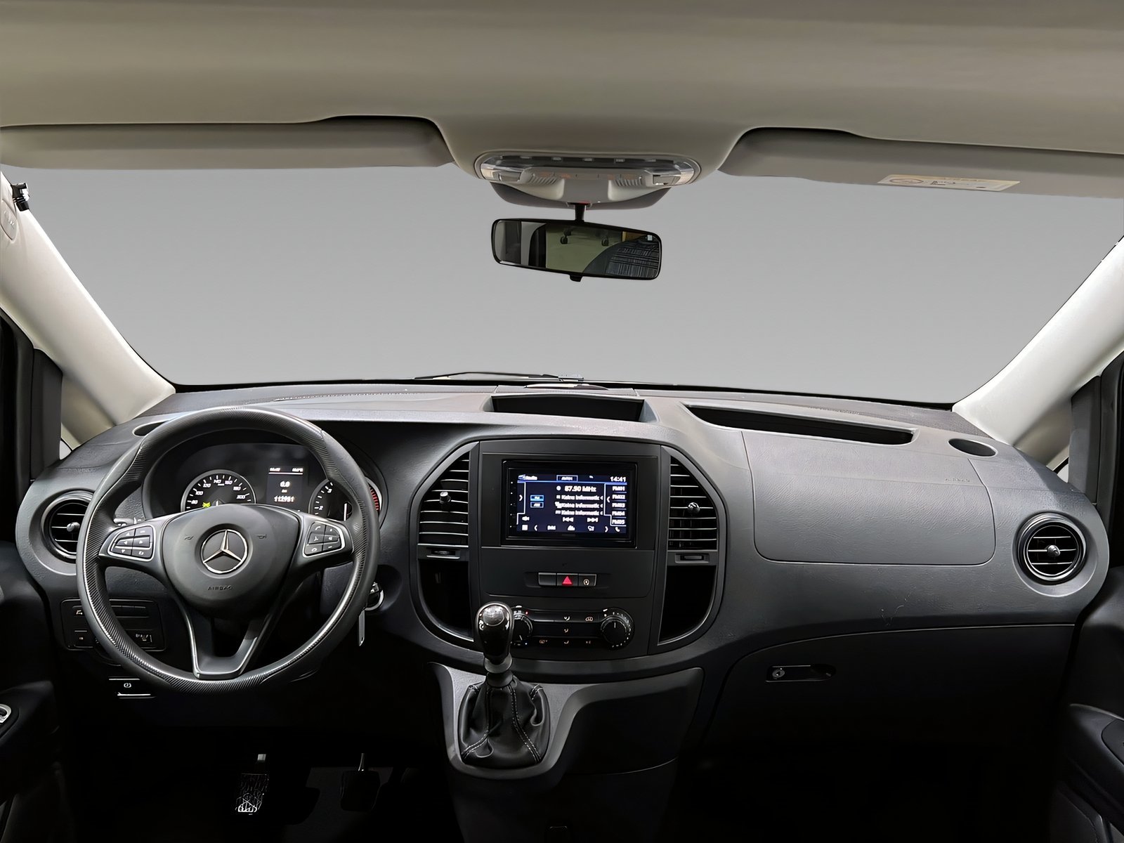 Vito 114 CDI Tourer PRO Lang Klima+PDC Bild 11