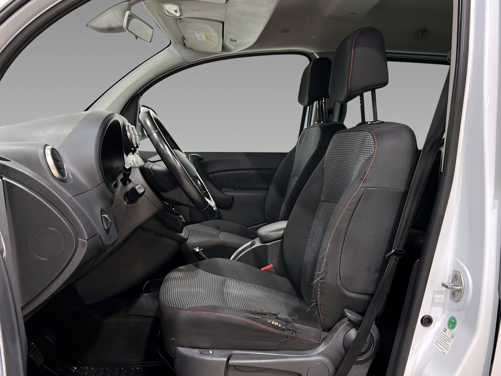 Citan 111 CDI Tourer Lang CHROM+Navi+Tempo+SHz Bild 9
