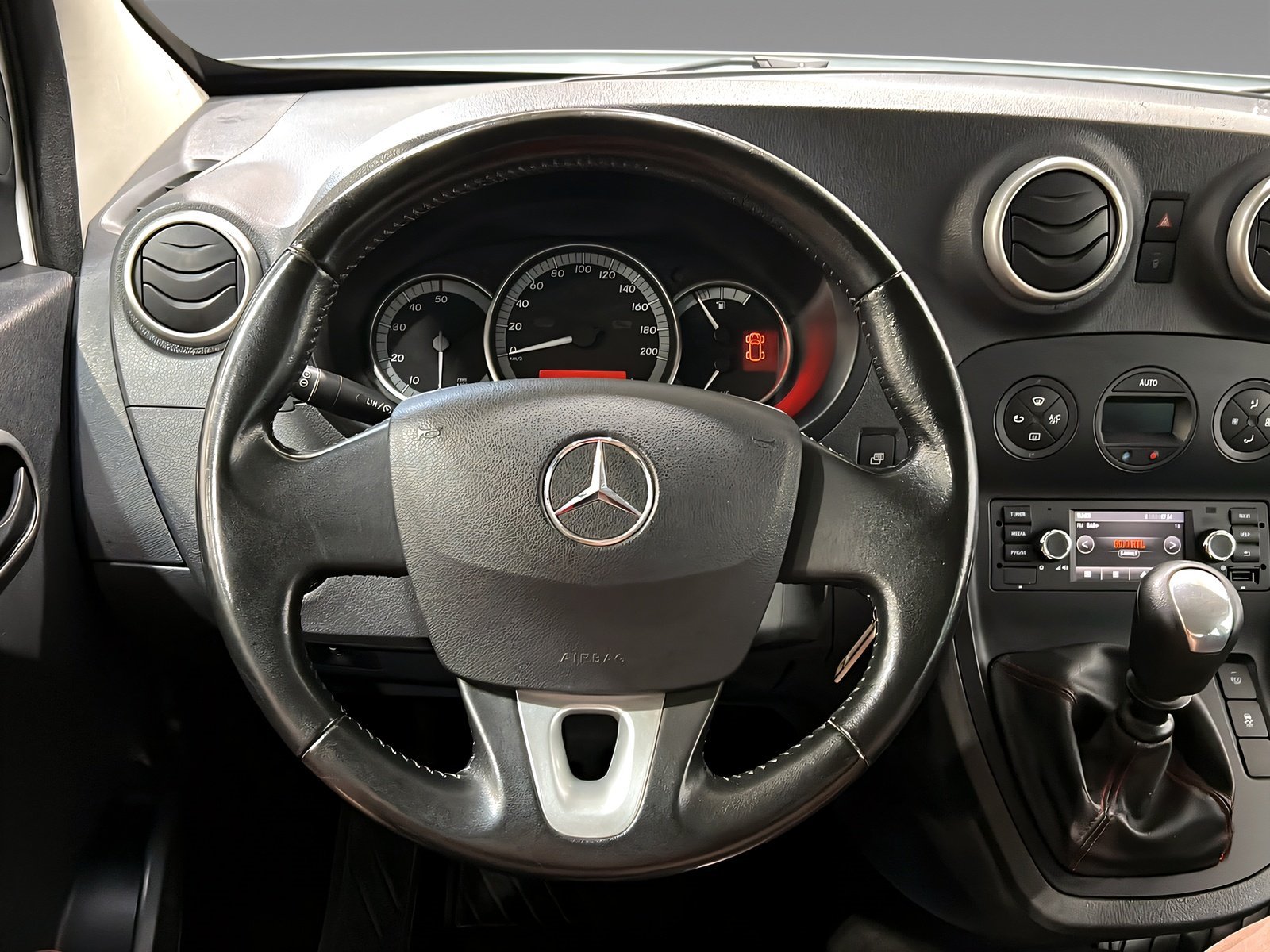Citan 111 CDI Tourer Lang CHROM+Navi+Tempo+SHz Bild 14