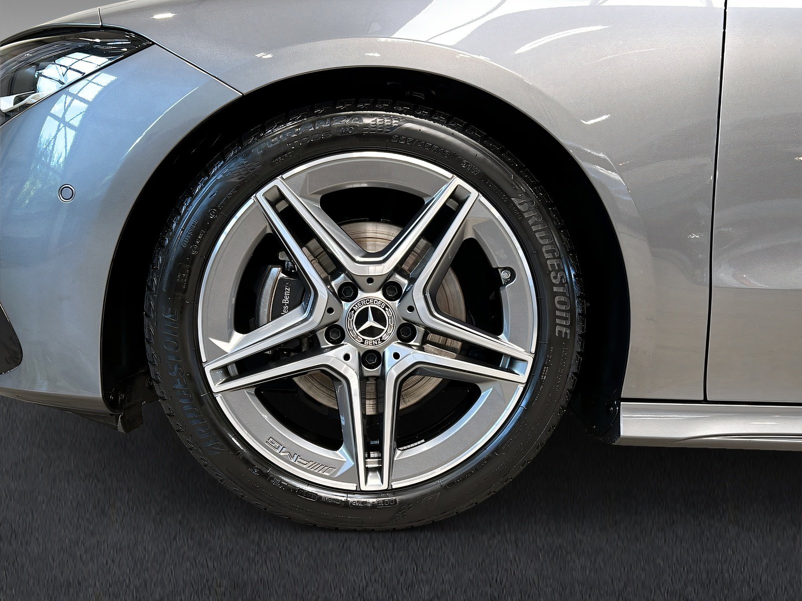 CLA 180 Coupé AMG Plus Kamera+Hands-Free+LRH+SHZ Bild 4