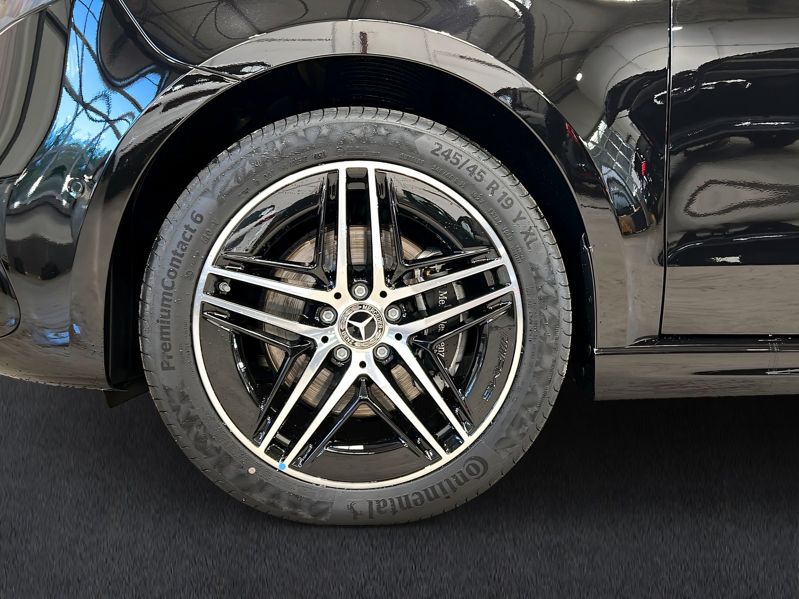 V 300 d 4M STYLE+AMG+DISTR+PANO+Burme+AHK+360 Bild 7